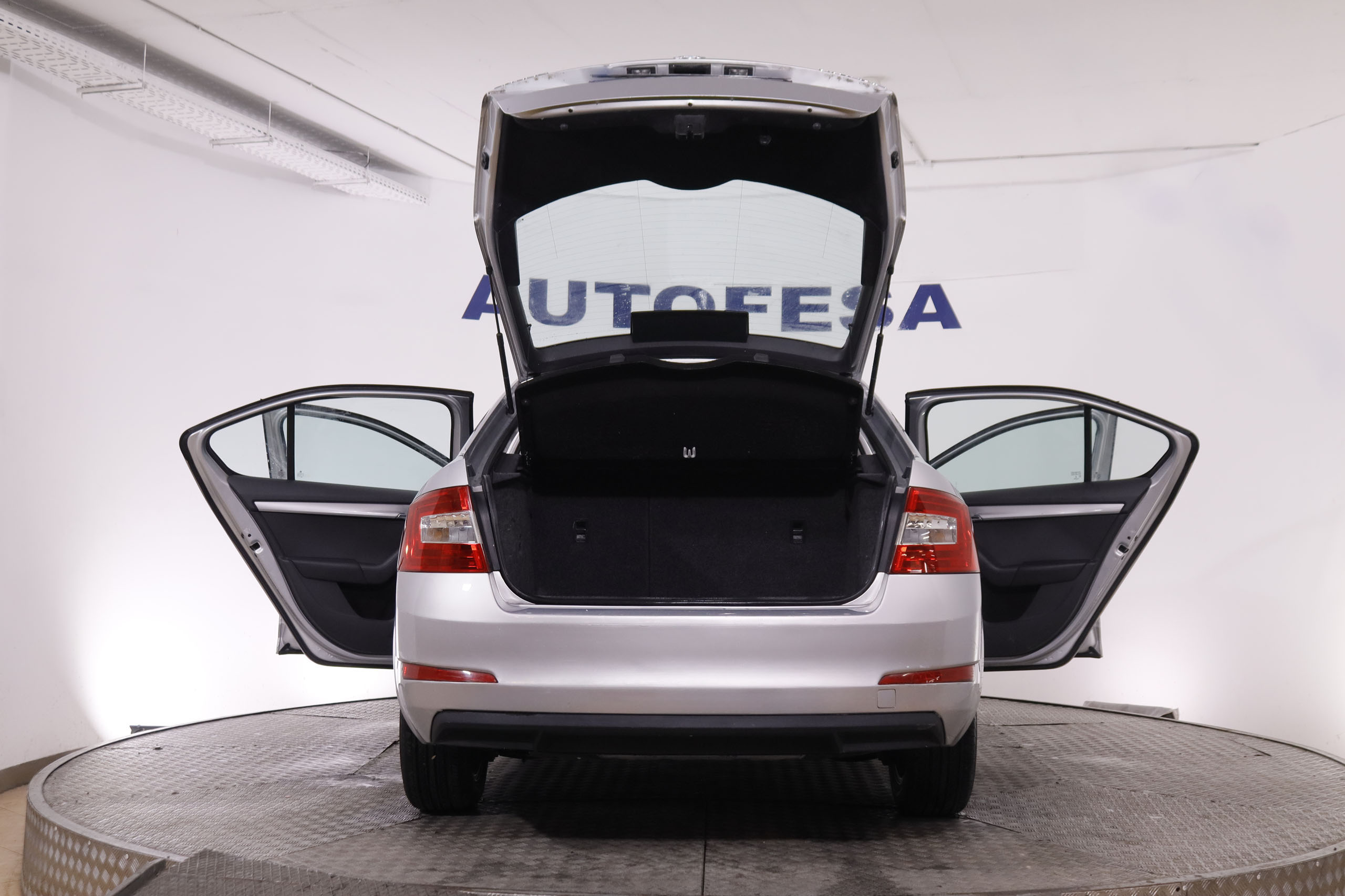 Skoda Octavia 1.6 TDI AMBITION 105CV 5P foto 11