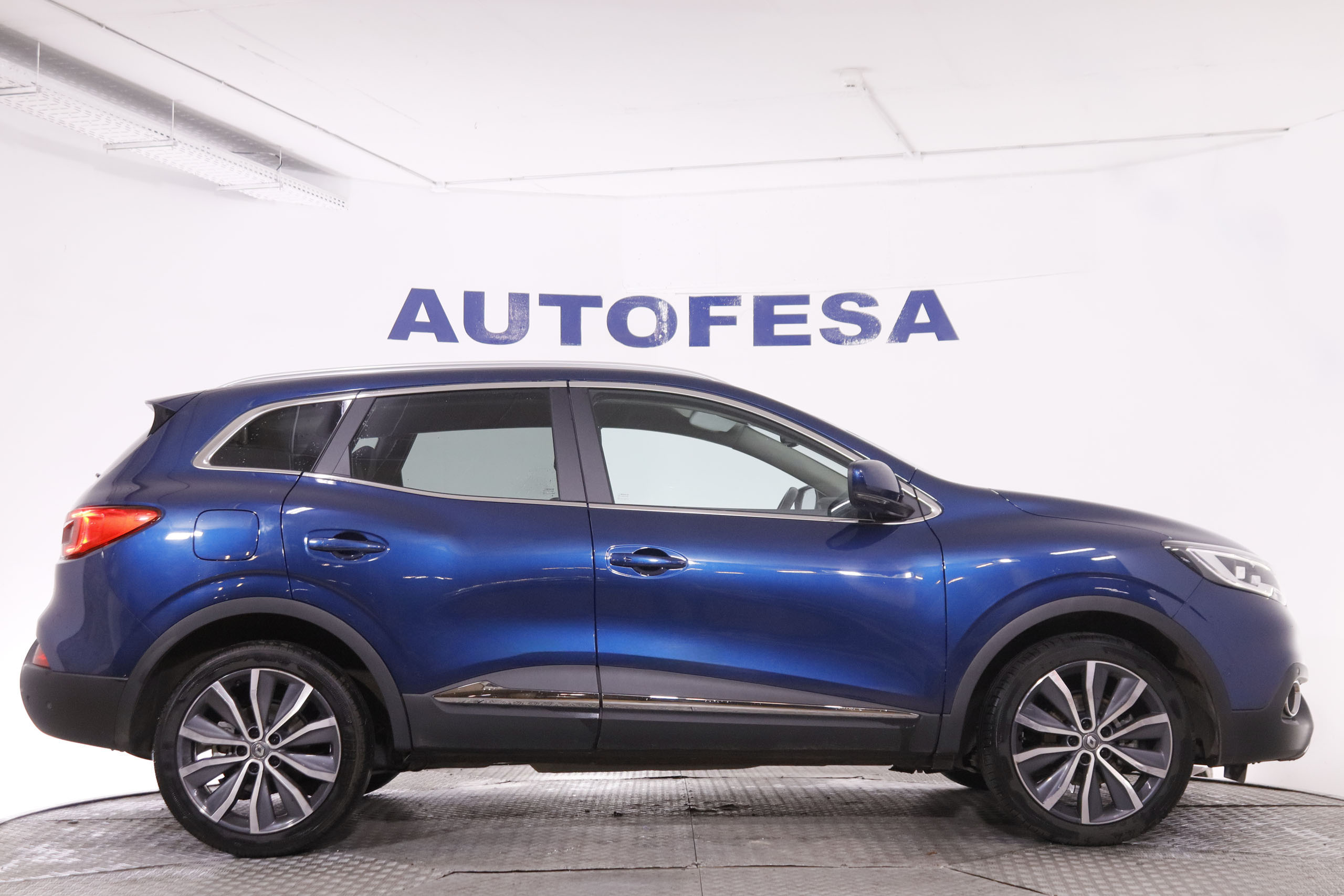 Renault Kadjar 1.3 TCE INTENS AUTO 130CV 5P # NAVY, PARKTRONIC foto 13