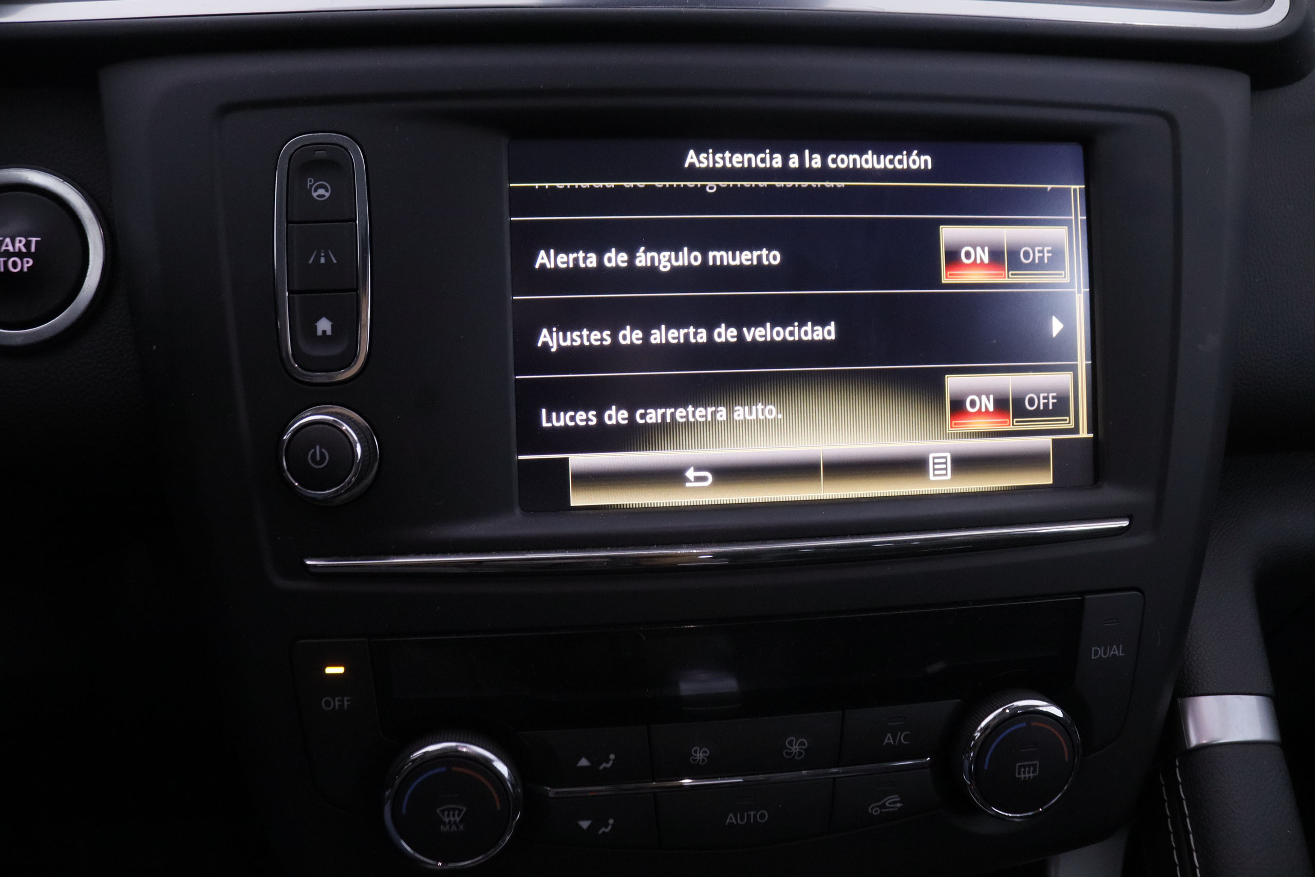 Renault Kadjar 1.3 TCE INTENS AUTO 130CV 5P # NAVY, PARKTRONIC foto 22