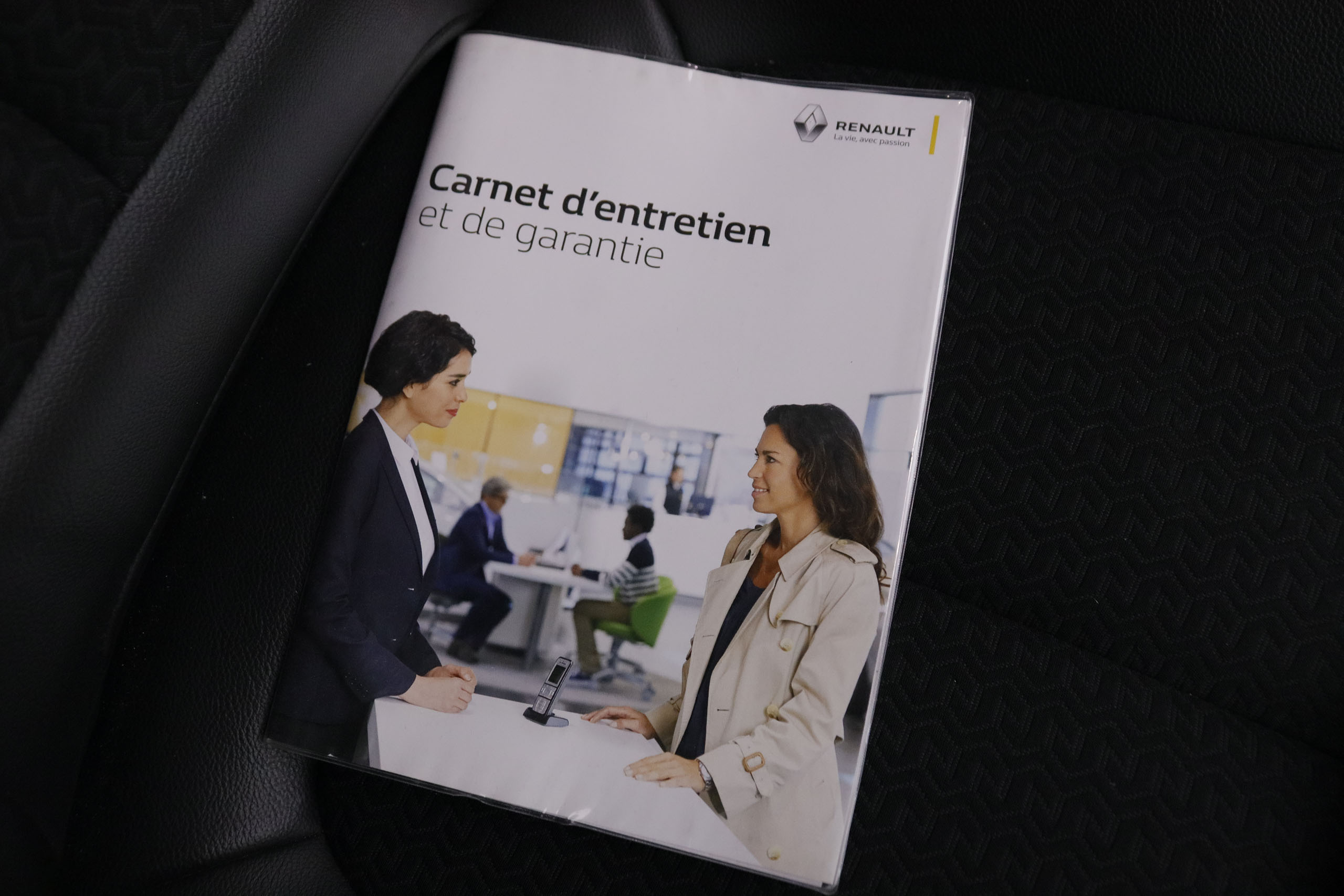 Renault Kadjar 1.3 TCE INTENS AUTO 130CV 5P # NAVY, PARKTRONIC foto 27