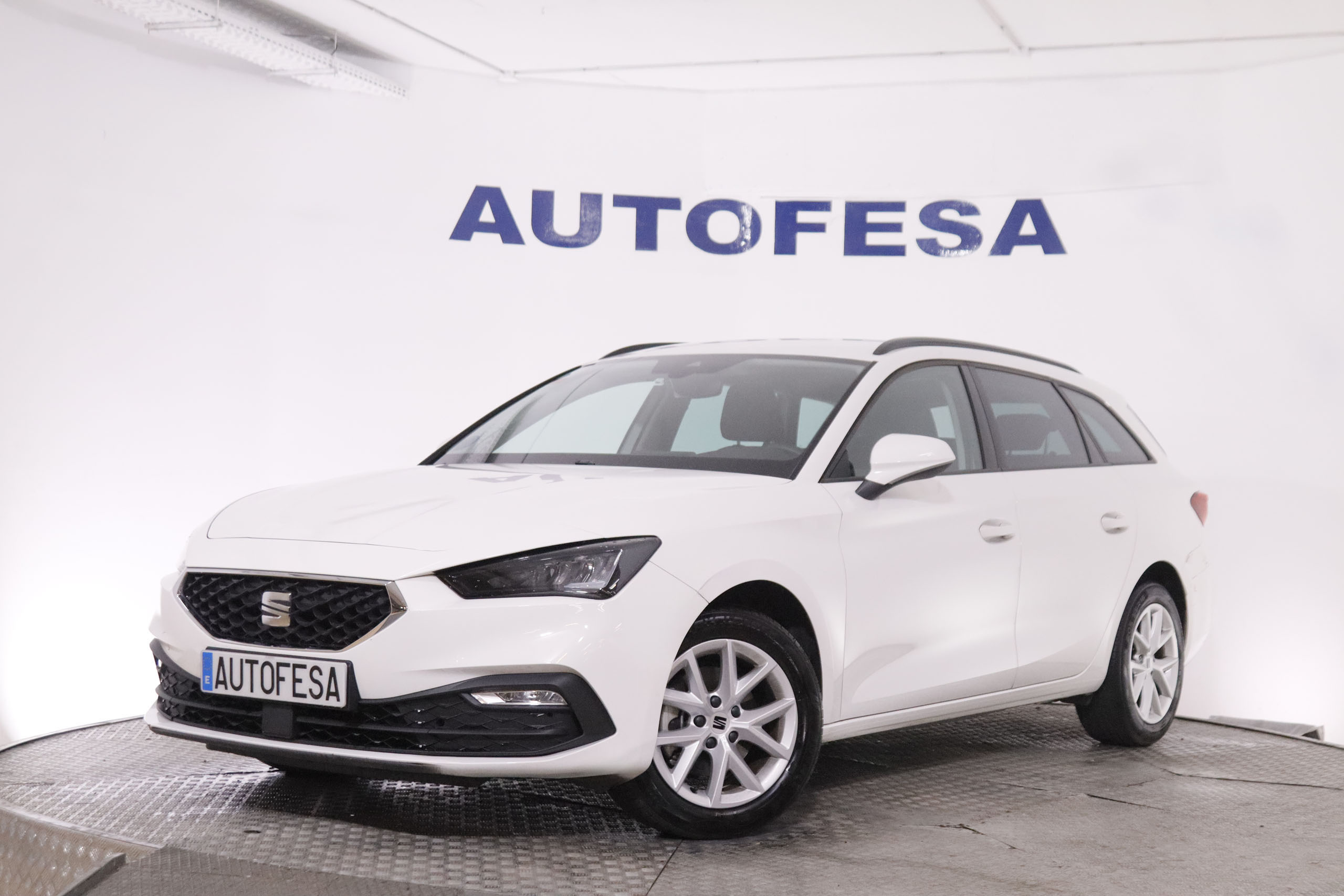 Seat Leon 1.0 MHEV ETSI STYLE DSG AUTO 110CV 5P # IVA DEDUCIBLE, NAVY, PARKTRONIC foto 1