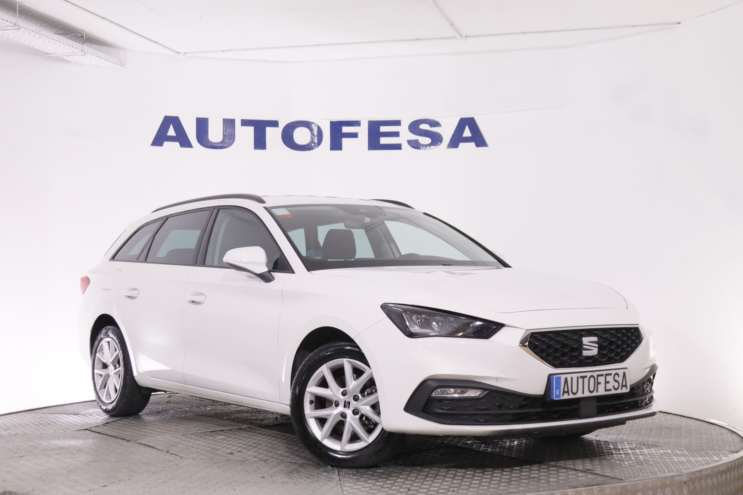 Seat Leon 1.0 MHEV ETSI STYLE DSG AUTO 110CV 5P # IVA DEDUCIBLE, NAVY, PARKTRONIC foto 3