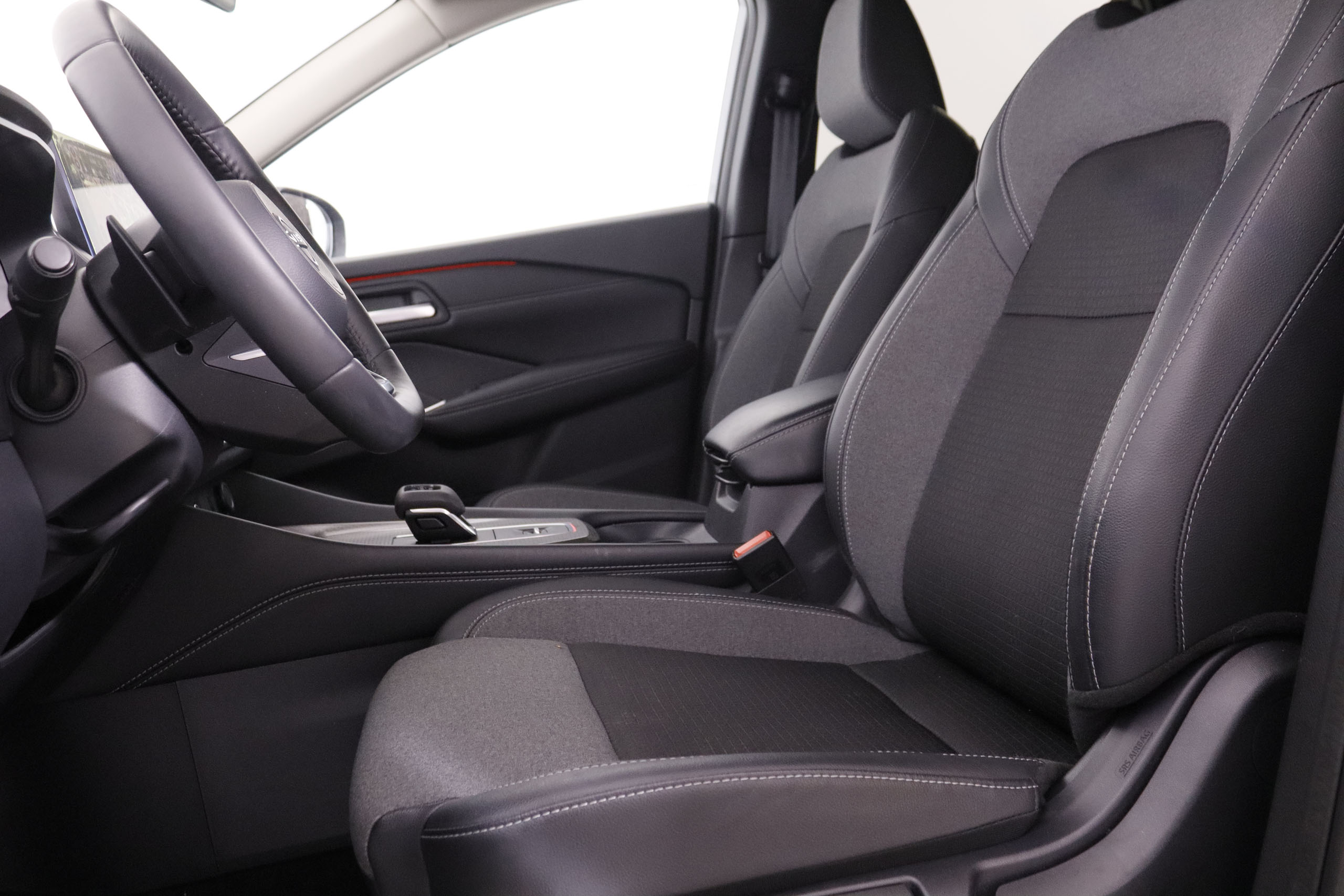 Nissan Qashqai 1.3 DIGT MHEV N CONNECTA AUTO 158CV 5P # GARANTIA FAB 2030, IVA DEDUCIBLE, PARKTRONIC foto 24