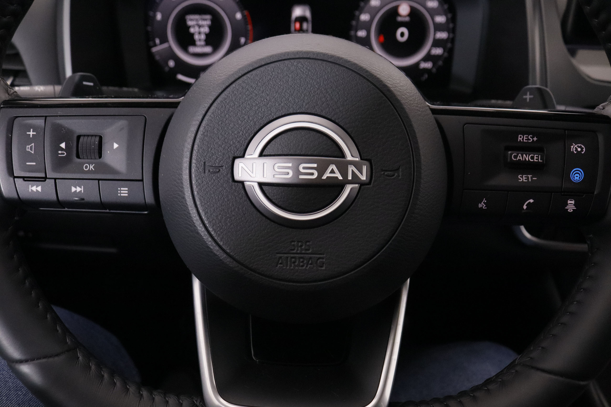 Nissan Qashqai 1.3 DIGT MHEV N CONNECTA AUTO 158CV 5P # GARANTIA FAB 2030, IVA DEDUCIBLE, PARKTRONIC foto 17