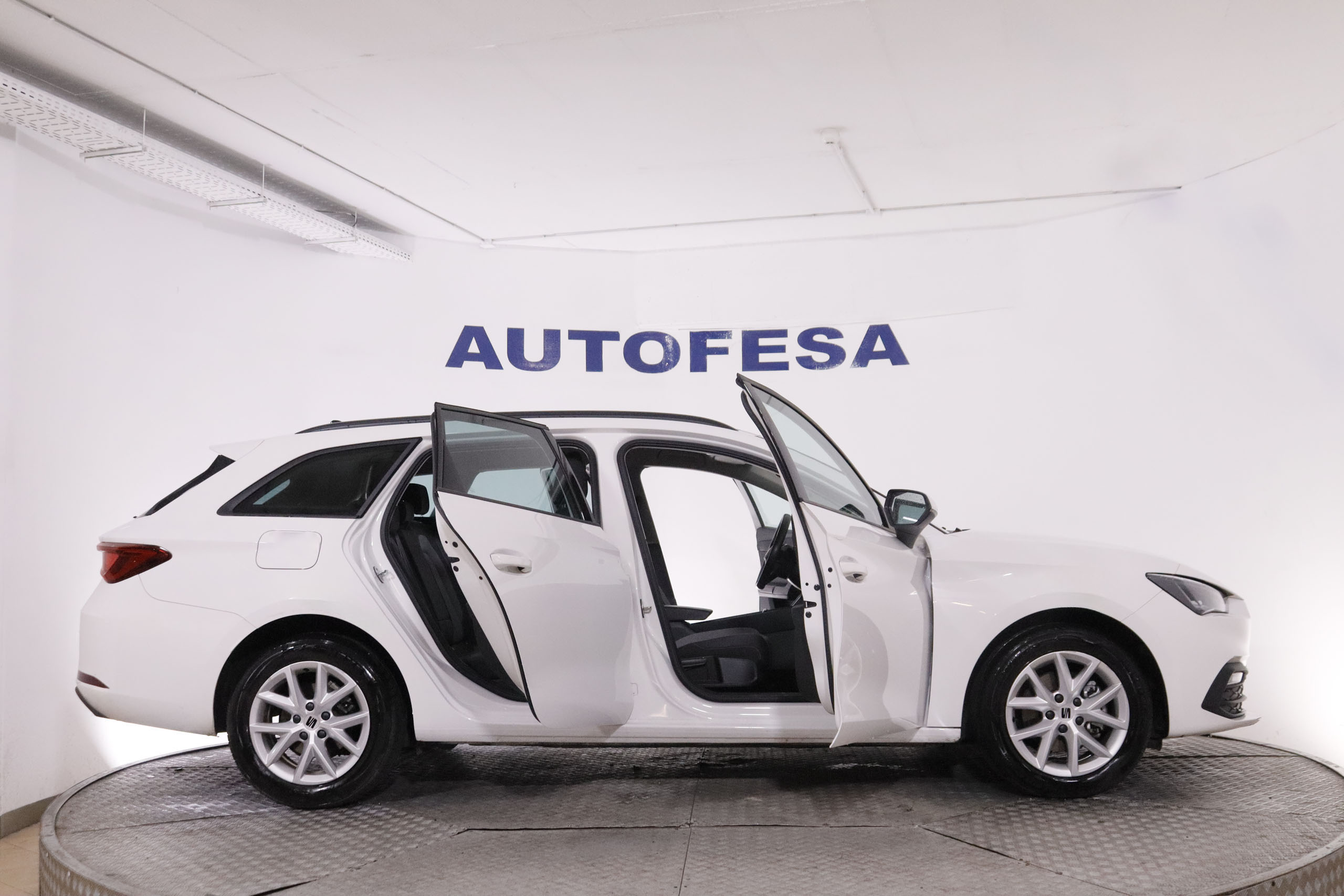 Seat Leon 1.0 MHEV ETSI STYLE DSG AUTO 110CV 5P # IVA DEDUCIBLE, NAVY, PARKTRONIC foto 11