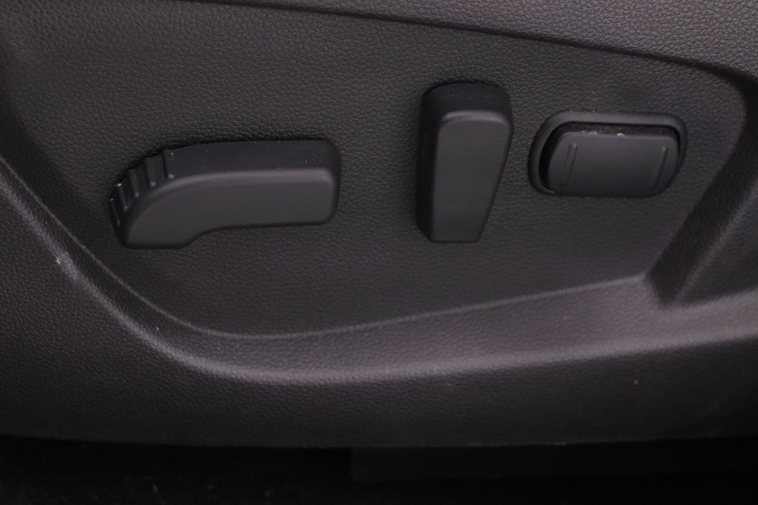 Renault ARKANA 1.6 E-TECH HYBRID RS LINE AUTO 145CV 5P # IVA DEDUCIBLE, NAVY, PARKTRONIC foto 25