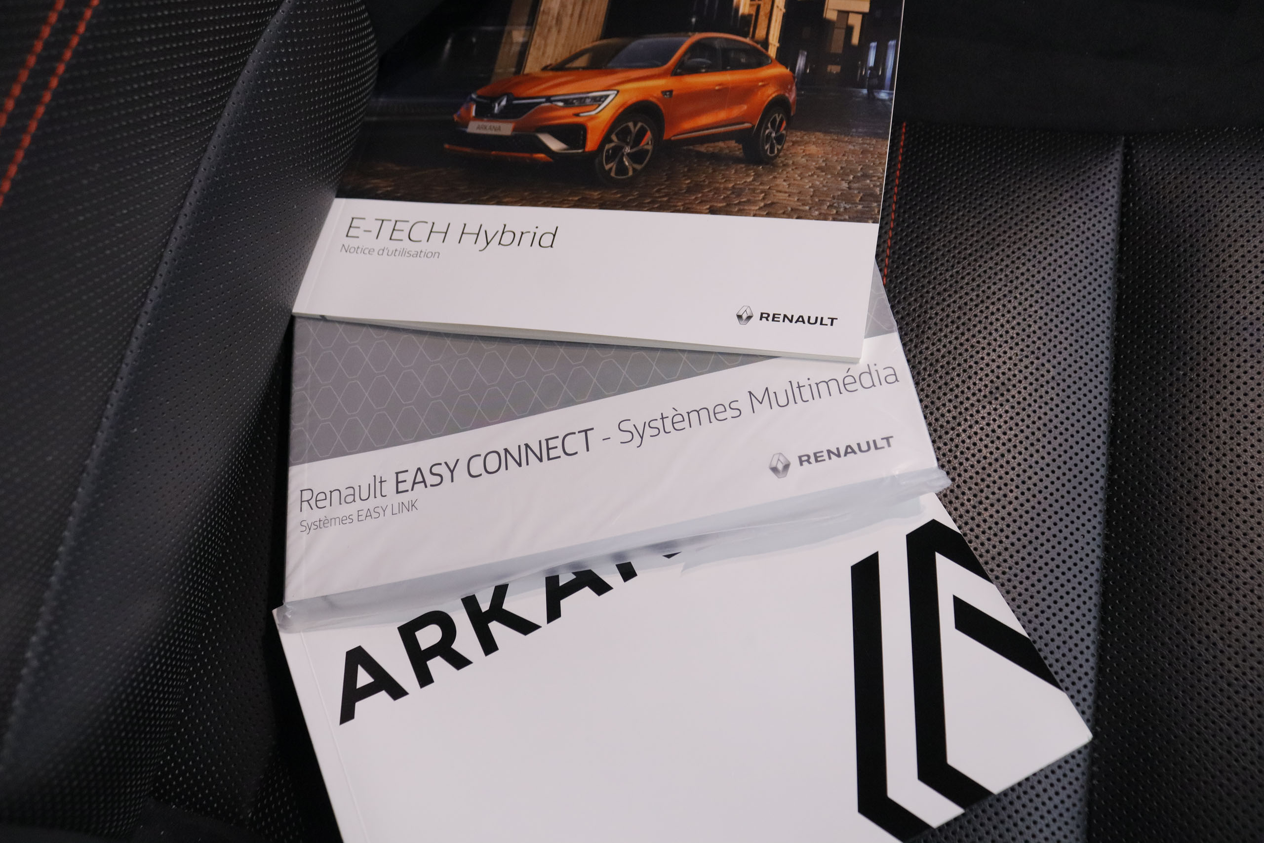 Renault ARKANA 1.6 E-TECH HYBRID RS LINE AUTO 145CV 5P # IVA DEDUCIBLE, NAVY, PARKTRONIC foto 29