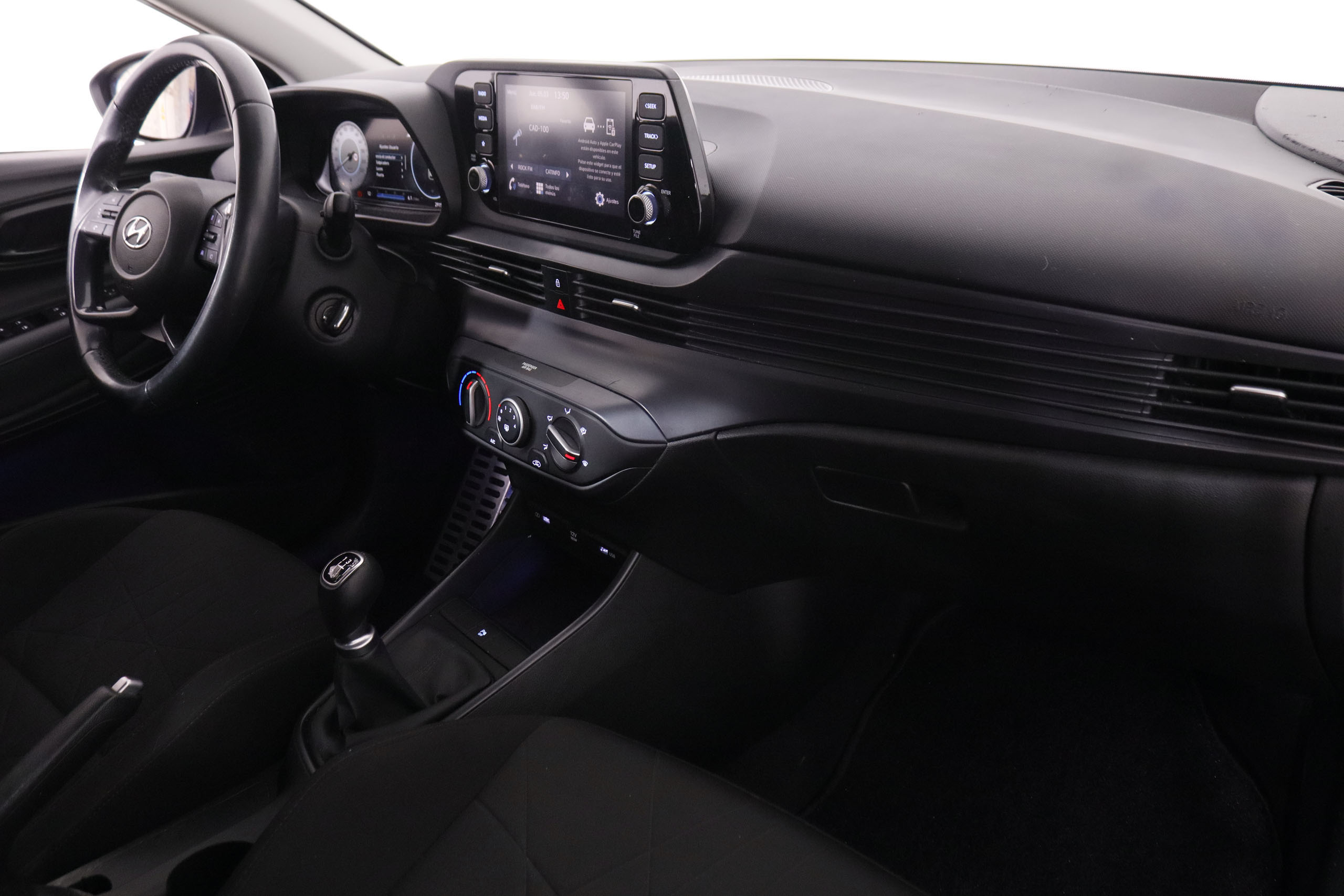 Hyundai BAYON 1.2 MPI MAXX 84CV 5P # PARKTRONIC,CAMARA TRASAERA foto 15