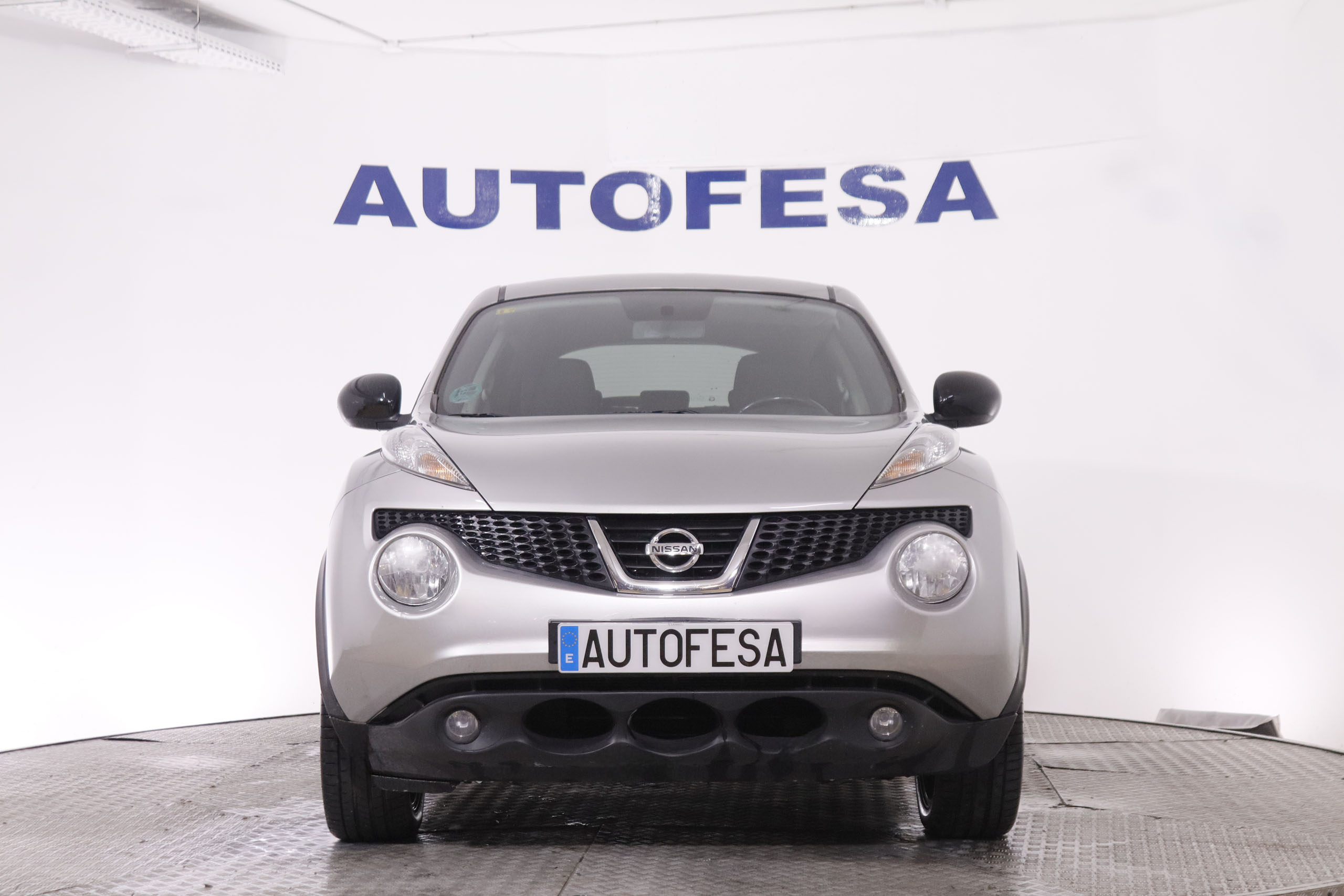 Nissan JUKE 1.6 NTEC 4X2 117CV 5P # NAVY, PARKTRONIC 1.6 NTEC 4X2 117CV 5P foto 2