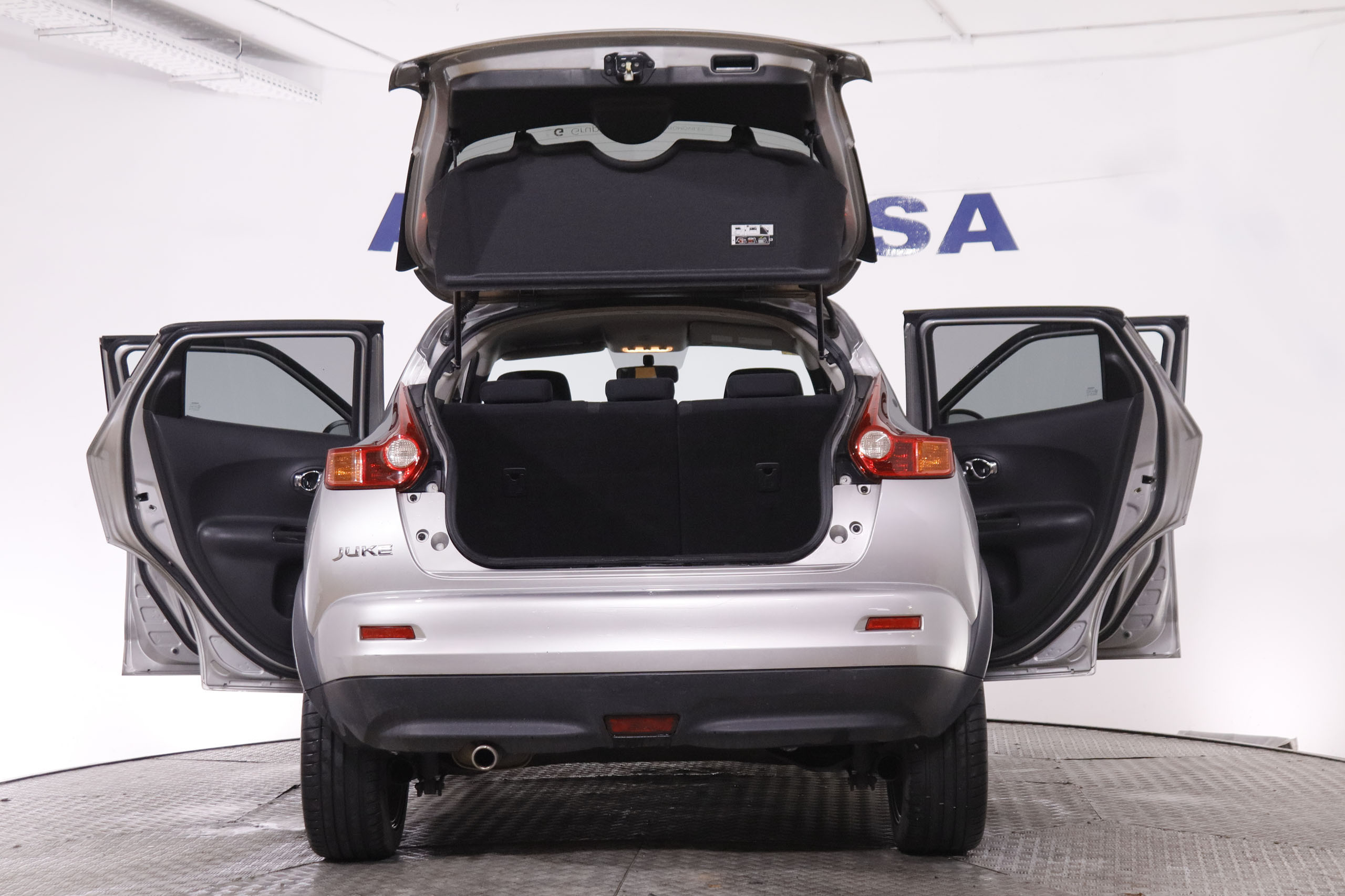 Nissan JUKE 1.6 NTEC 4X2 117CV 5P # NAVY, PARKTRONIC 1.6 NTEC 4X2 117CV 5P foto 11