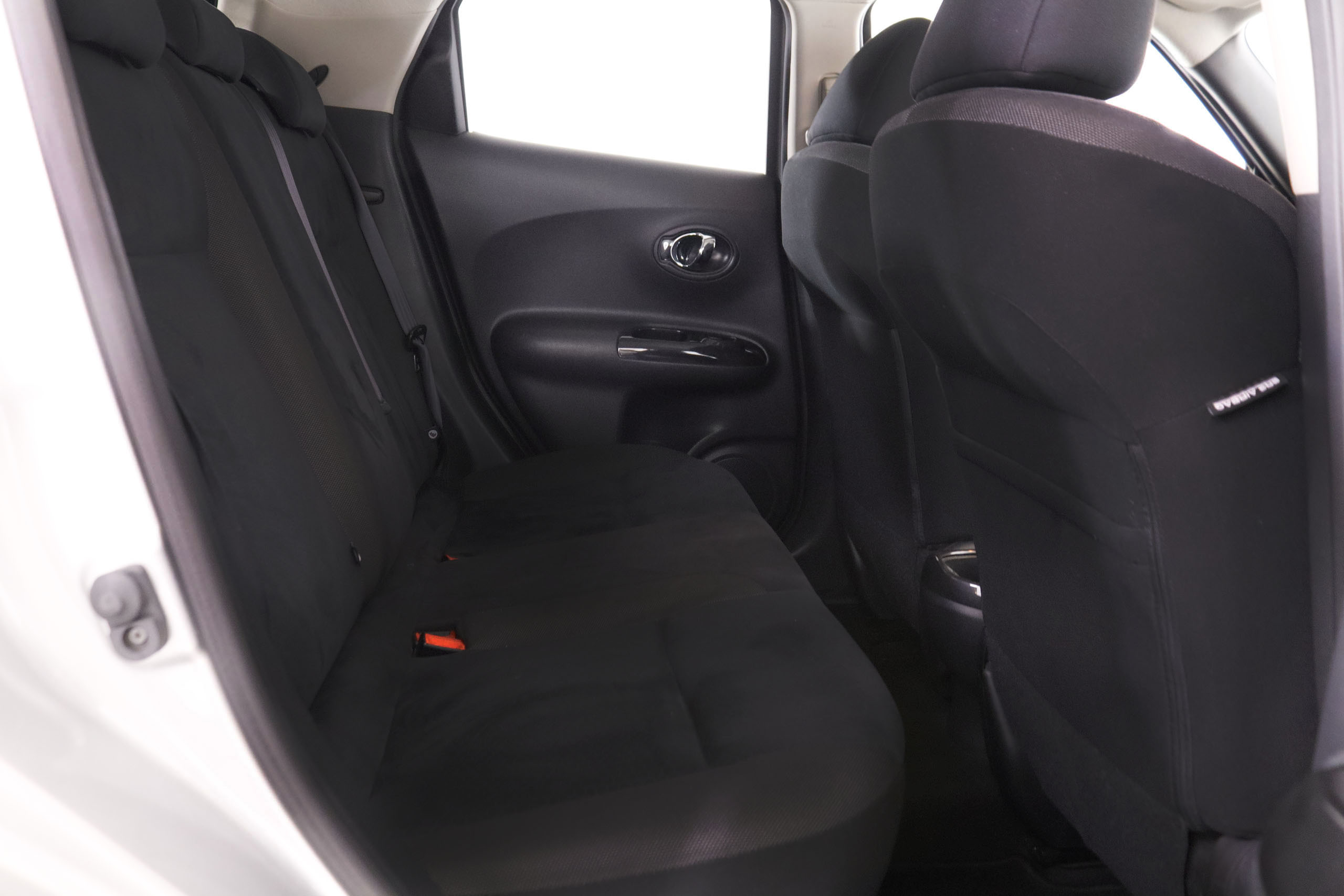 Nissan JUKE 1.6 NTEC 4X2 117CV 5P # NAVY, PARKTRONIC 1.6 NTEC 4X2 117CV 5P foto 25