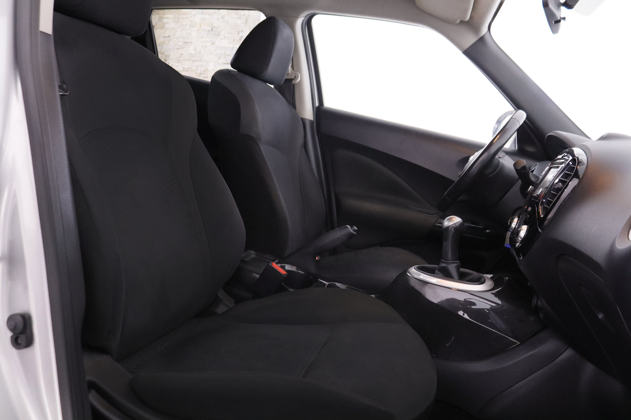 Nissan JUKE 1.6 NTEC 4X2 117CV 5P # NAVY, PARKTRONIC 1.6 NTEC 4X2 117CV 5P foto 24