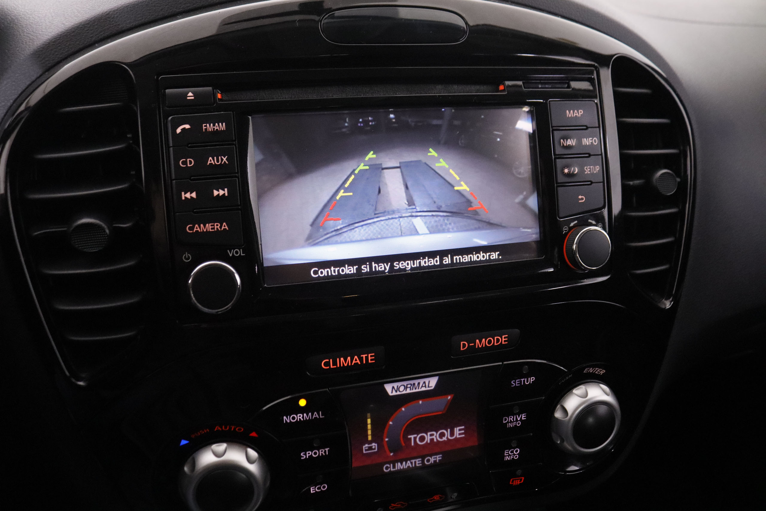 Nissan JUKE 1.6 NTEC 4X2 117CV 5P # NAVY, PARKTRONIC 1.6 NTEC 4X2 117CV 5P foto 21