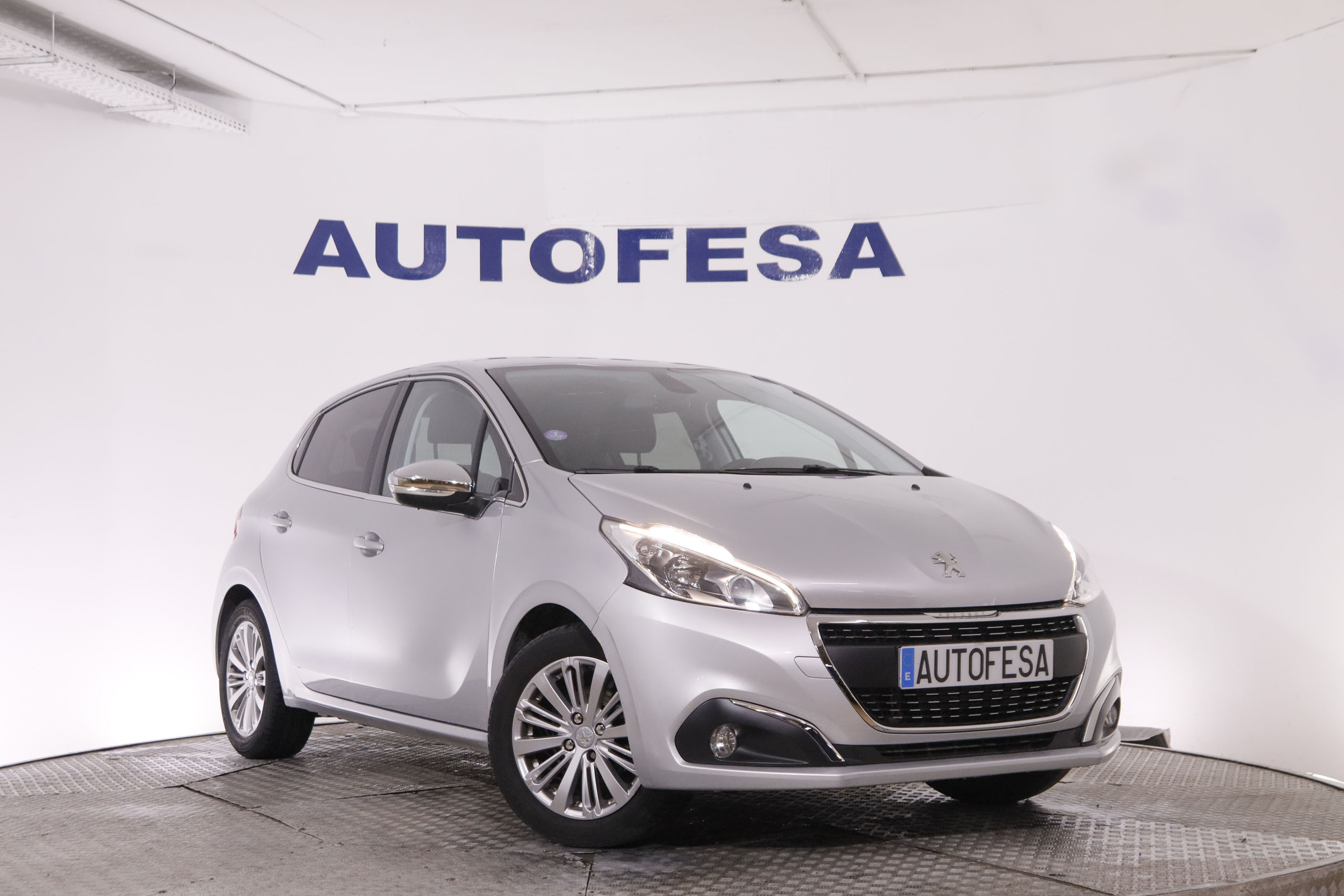Peugeot 208 1.2  PURE TECH ALLURE 82CV 5P # PARKTRONIC 1.2  PURE TECH ALLURE 82CV 5P # PARKTRONIC foto 3