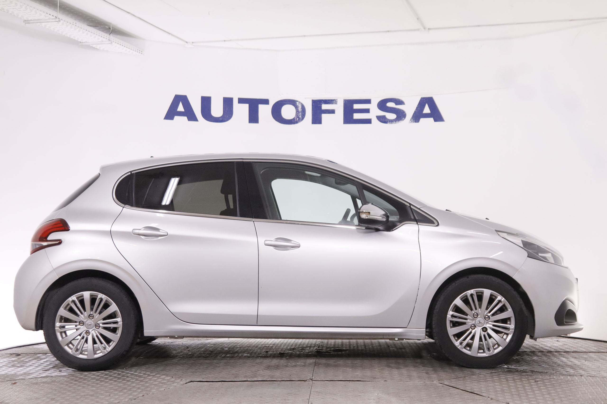 Peugeot 208 1.2  PURE TECH ALLURE 82CV 5P # PARKTRONIC 1.2  PURE TECH ALLURE 82CV 5P # PARKTRONIC foto 9