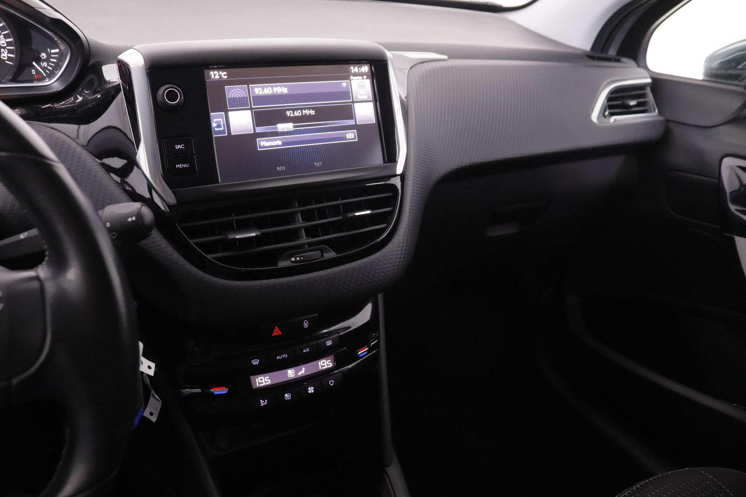 Peugeot 208 1.2  PURE TECH ALLURE 82CV 5P # PARKTRONIC 1.2  PURE TECH ALLURE 82CV 5P # PARKTRONIC foto 19