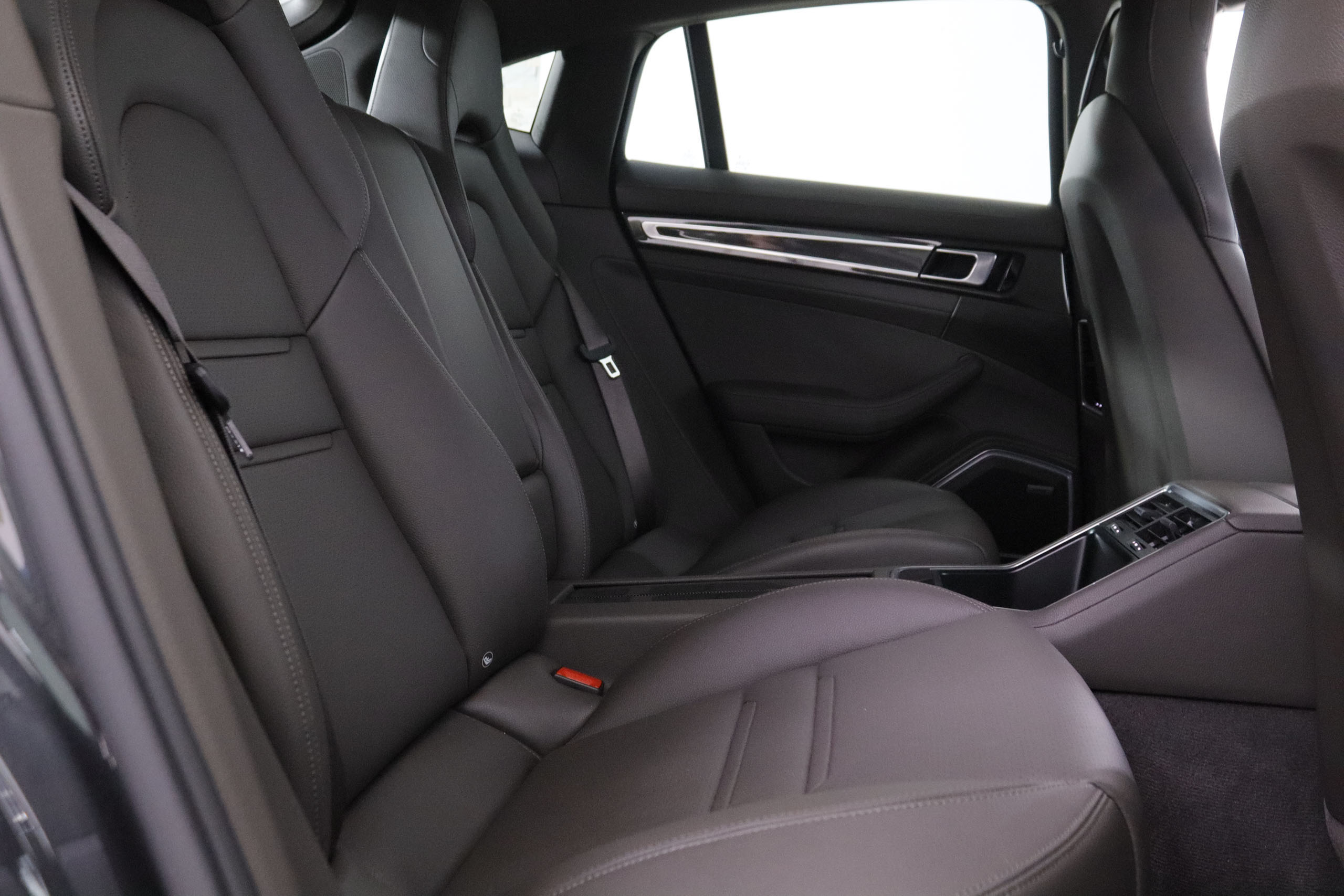 Porsche Panamera 4 E-HYBRID AUTO 462CV 5P # IVA DEDUCIBLE, CUERO, NAVY, PARKTRONIC foto 24