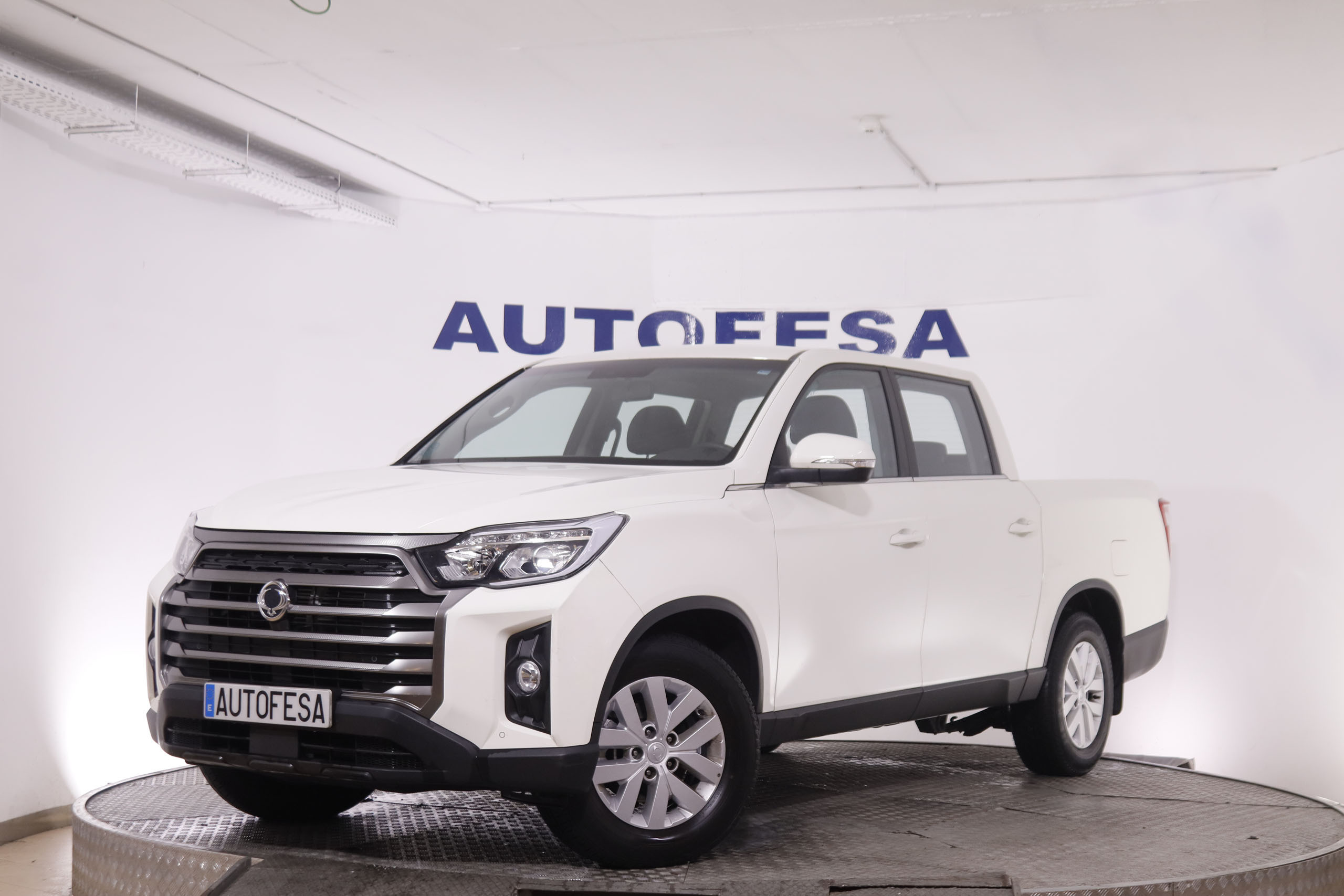 Ssangyong Musso 2.2 SPORTS D 22DTR 4X4 DOBLE CABINA 202CV 5P # IVA DEDUCIBLE, PARKTRONIC foto 1