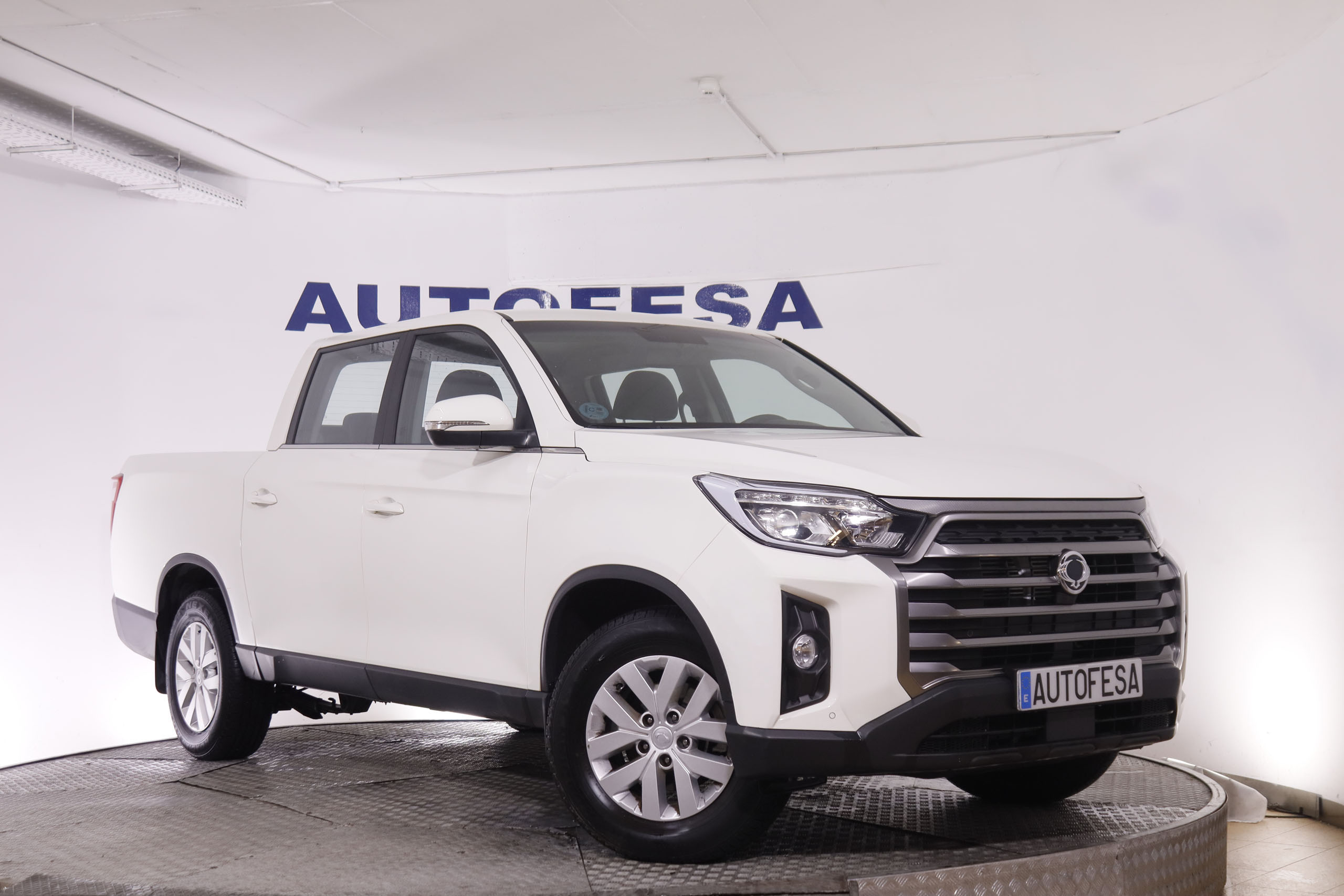 Ssangyong Musso 2.2 SPORTS D 22DTR 4X4 DOBLE CABINA 202CV 5P # IVA DEDUCIBLE, PARKTRONIC foto 3