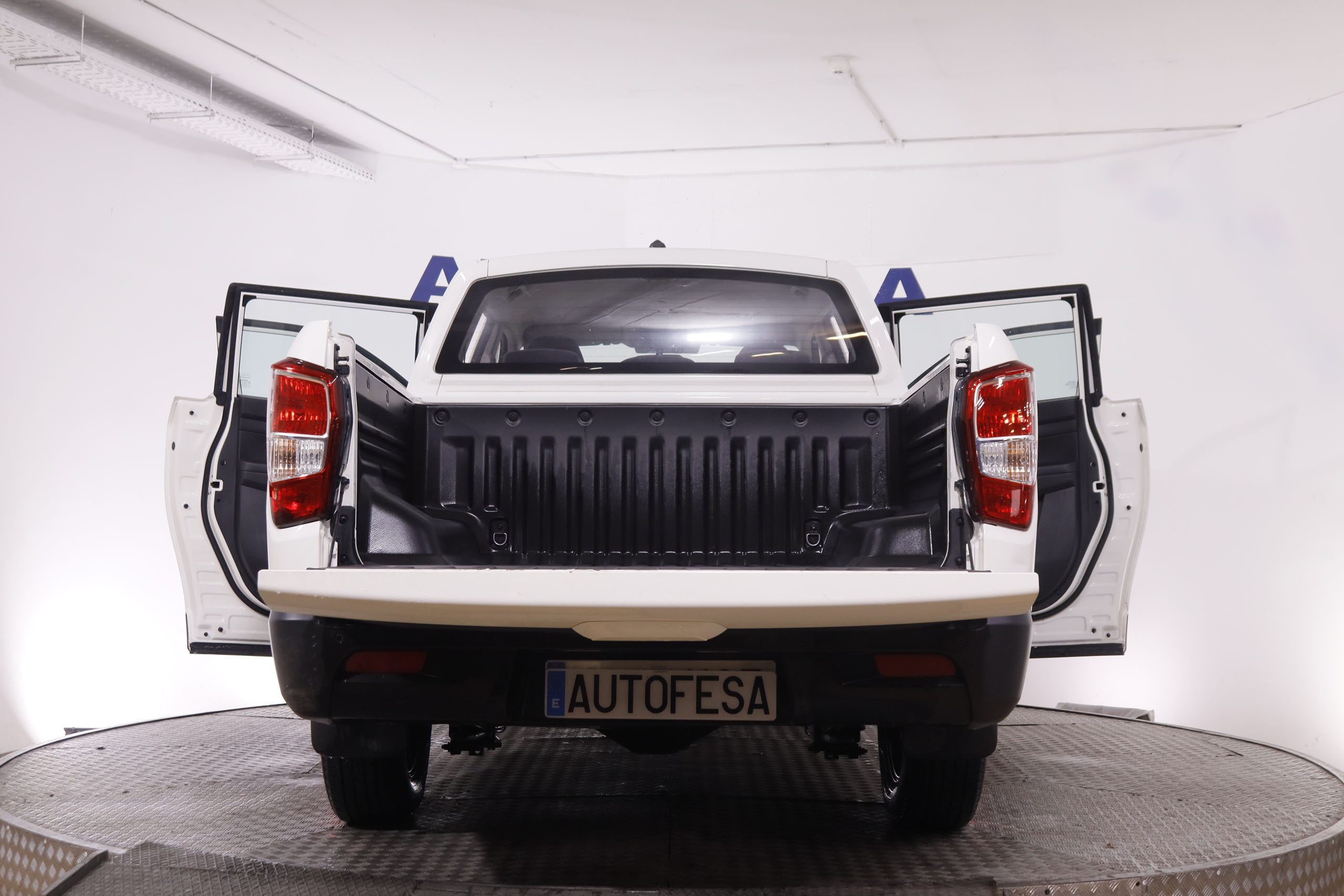 Ssangyong Musso 2.2 SPORTS D 22DTR 4X4 DOBLE CABINA 202CV 5P # IVA DEDUCIBLE, PARKTRONIC foto 11