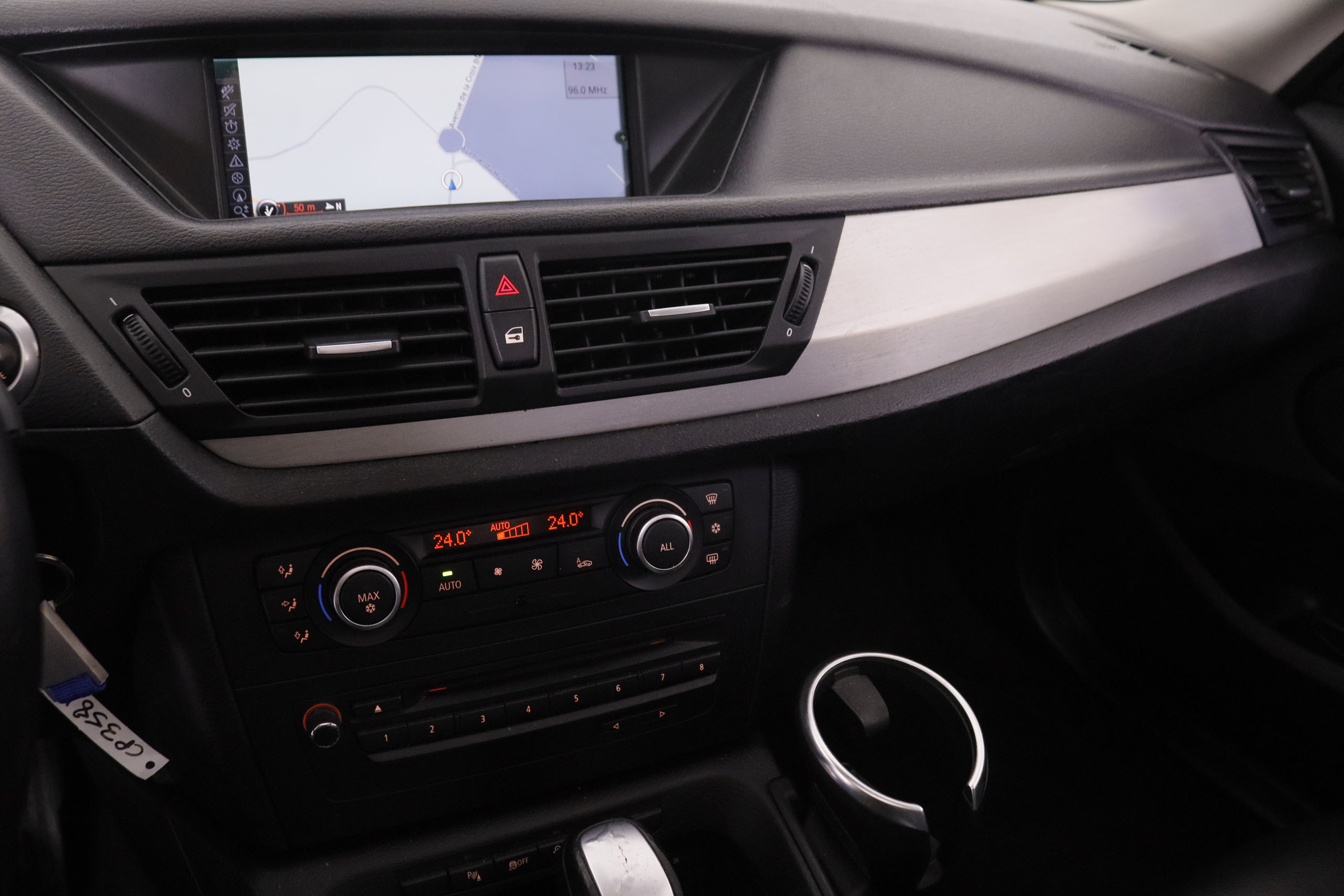 BMW X1 X1 23D XDRIVE AUTO 204CV 5P # CUERO, TECHO ELEC PANORAMICO,NAVY foto 20