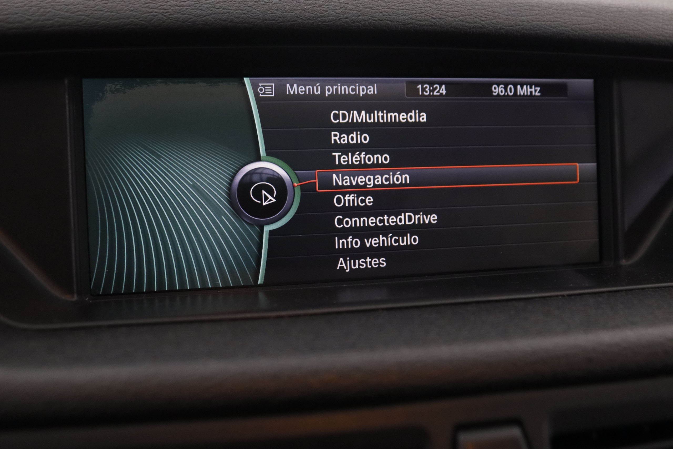 BMW X1 X1 23D XDRIVE AUTO 204CV 5P # CUERO, TECHO ELEC PANORAMICO,NAVY foto 24