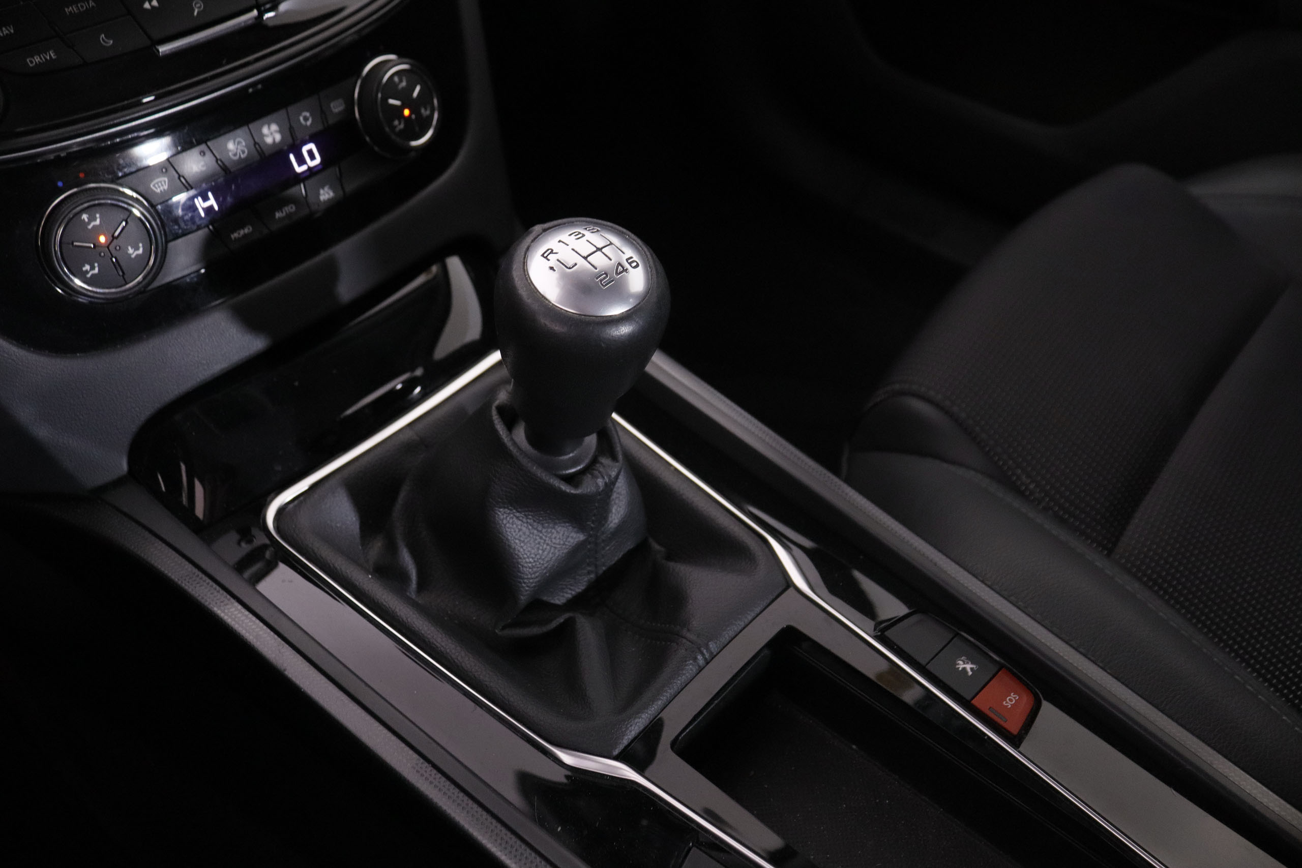 Peugeot 508 2.0 HDI ALLURE 150CV 5P # NAVY, PARKTRONIC foto 22