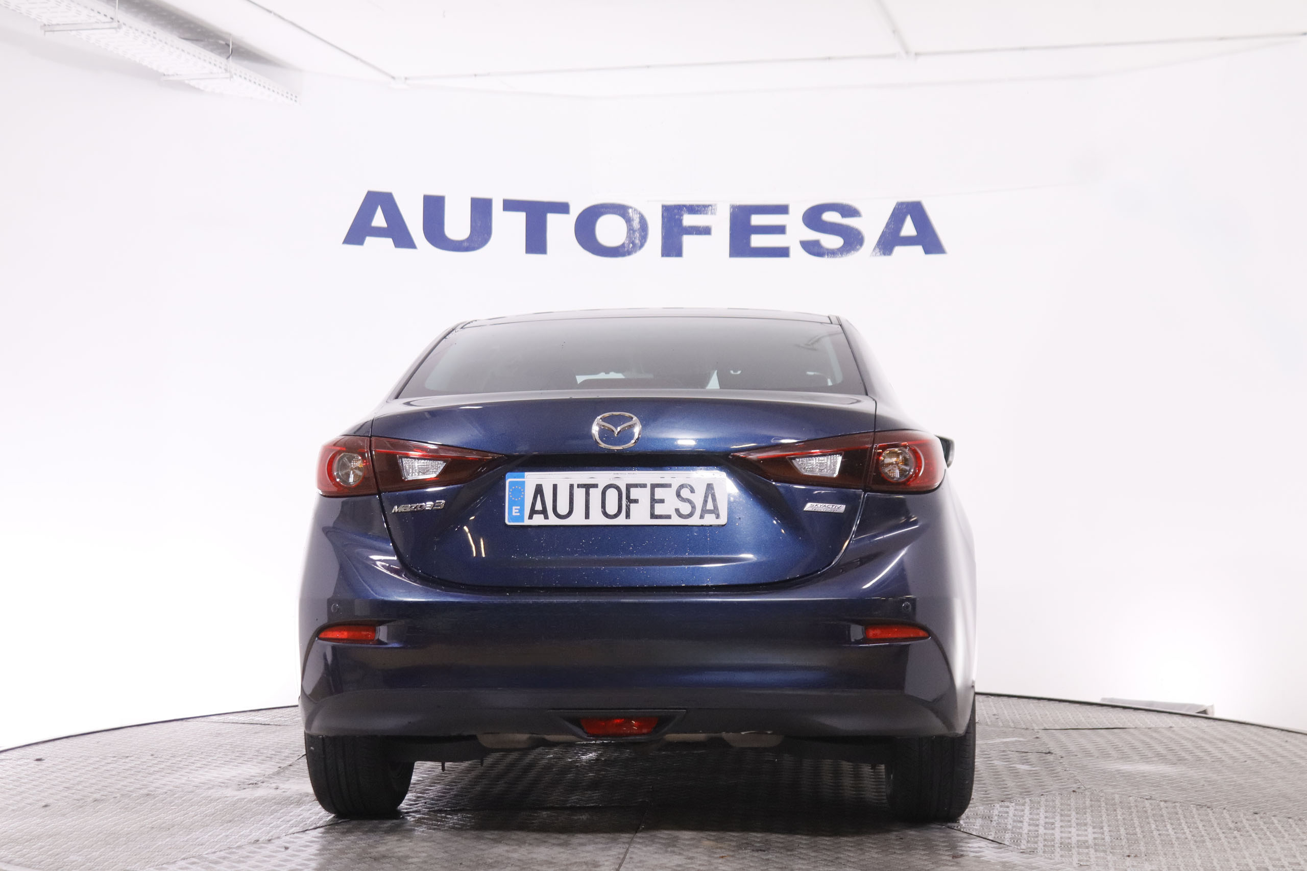 Mazda 3 1.5D SEDAN 105CV 4P # NAVY, PARKTRONIC foto 6