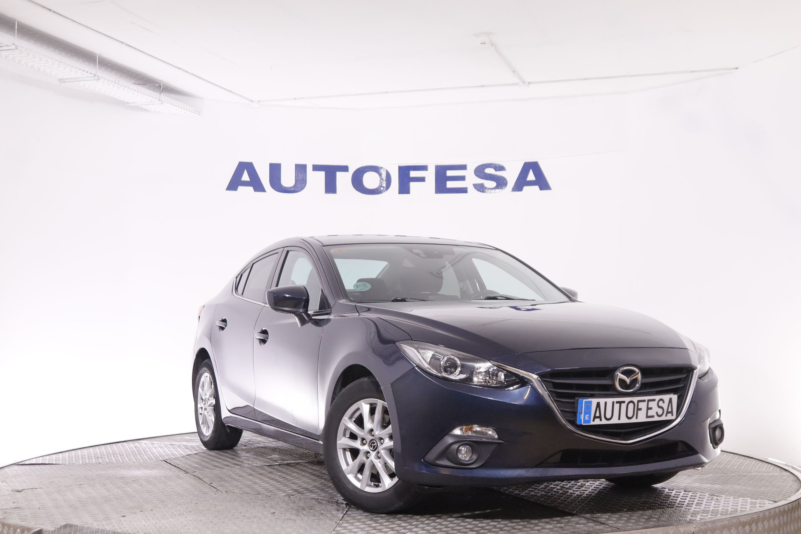 Mazda 3 1.5D SEDAN 105CV 4P # NAVY, PARKTRONIC foto 3
