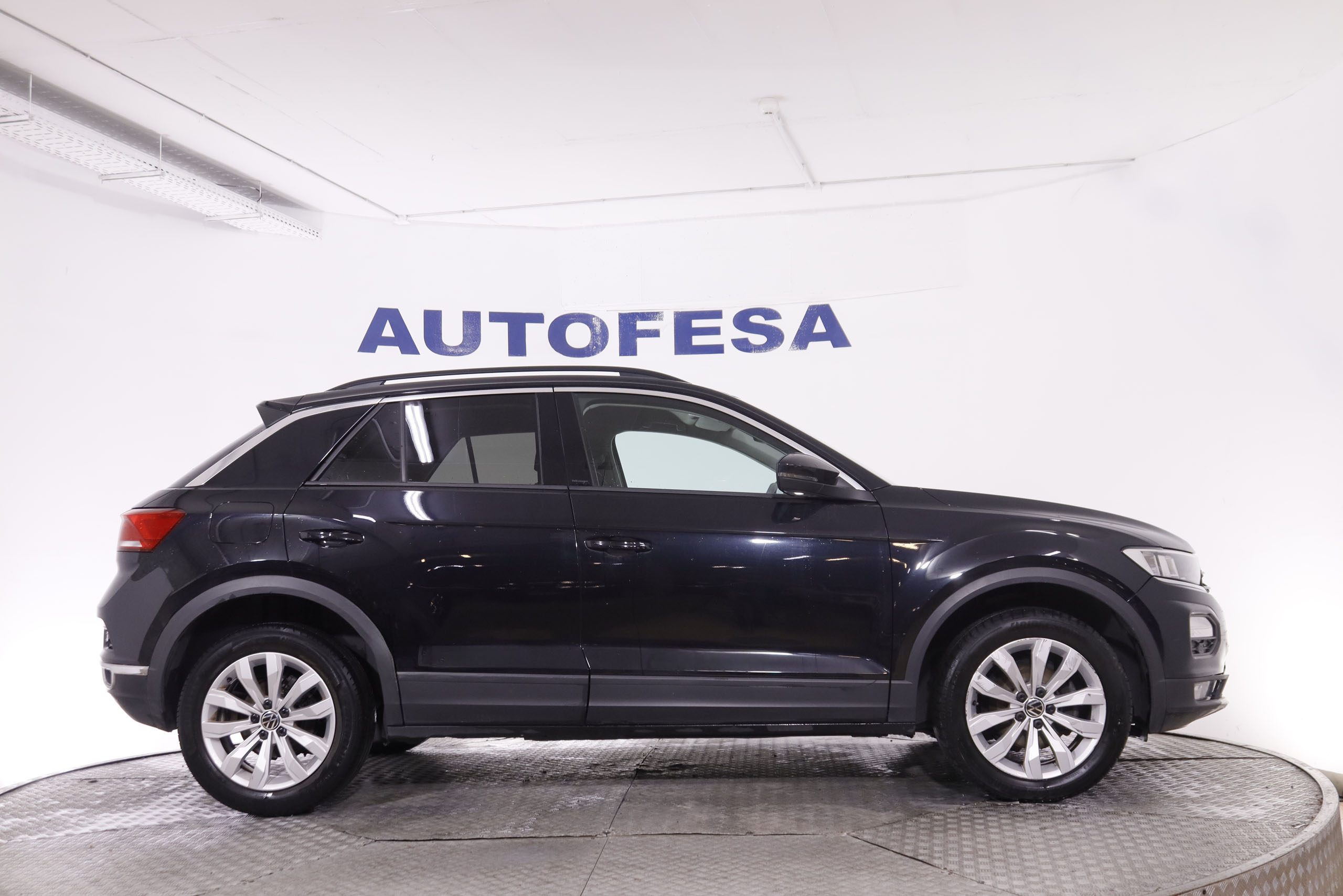 Volkswagen T-roc 1.5 SPORT AUTO 150CV 5P # IVA DEUCIBLE, PARKTRONIC foto 9