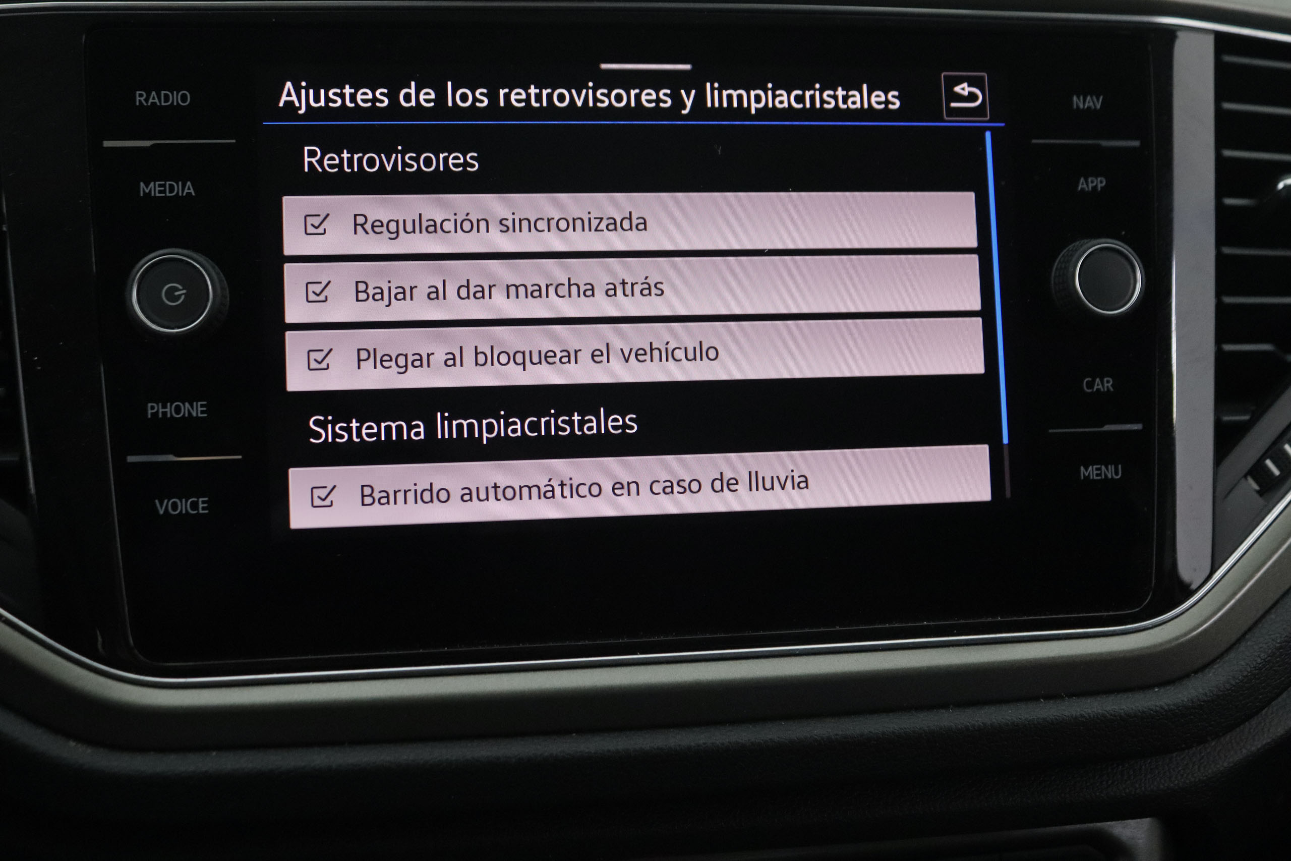 Volkswagen T-roc 1.5 SPORT AUTO 150CV 5P # IVA DEUCIBLE, PARKTRONIC foto 20