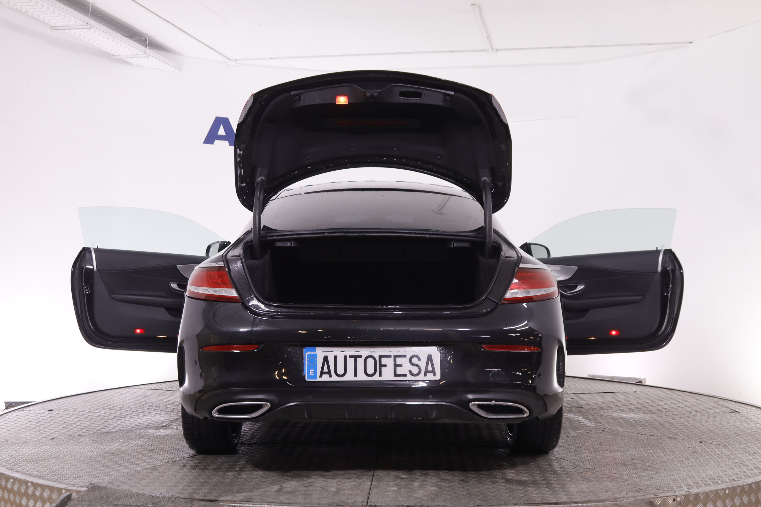 Mercedes-benz CLASE C C220D COUPE AMG LINE AUTO 170CV 2P # NAVY, PARKTRONIC CLASE C C220D AMG LINE COUPE AUTO 170CV 2P foto 11