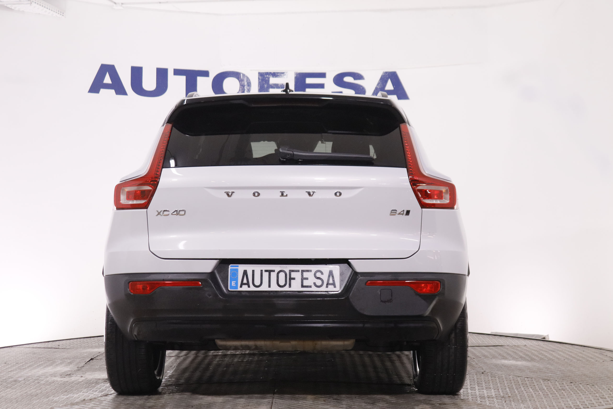 Volvo XC40 2.0 B4 HYBRID AWD R DESIGN AUTO 197CV 5P # IVA DEDUCIBLE, NAVY, PARKTRONIC foto 6