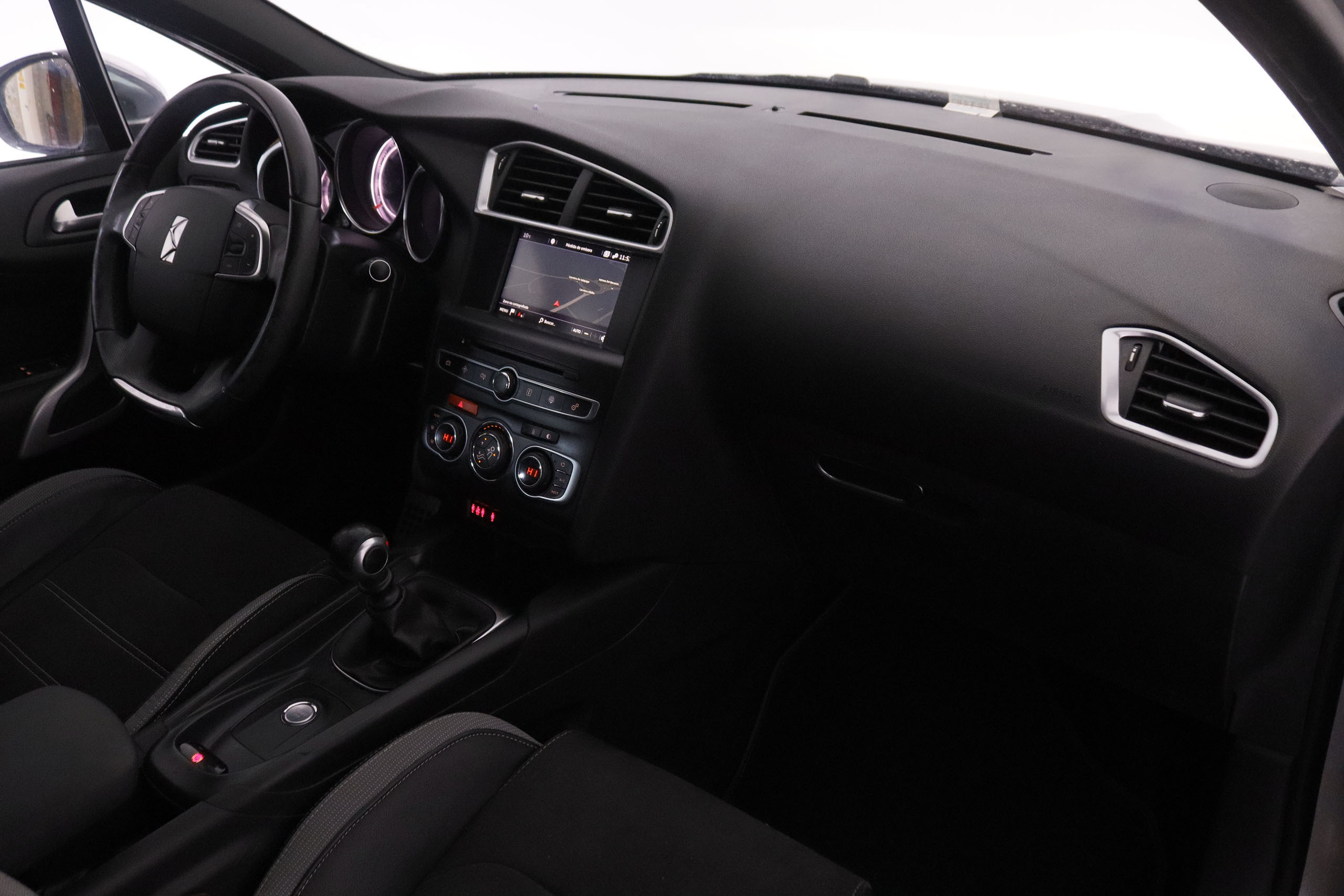 DS DS 4 1.2 PURE TECH SO CHIC 130CV 5P # NAVY, PARKTRONIC foto 15