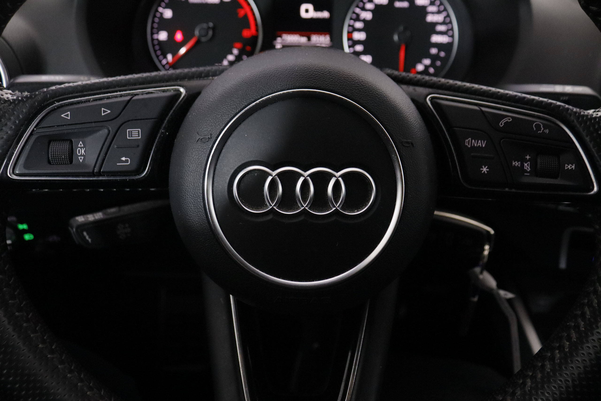 Audi Q2 1.4 TFSI S LINE STRONIC AUTO 150CV 5P # NAVY, PARKTRONIC foto 15
