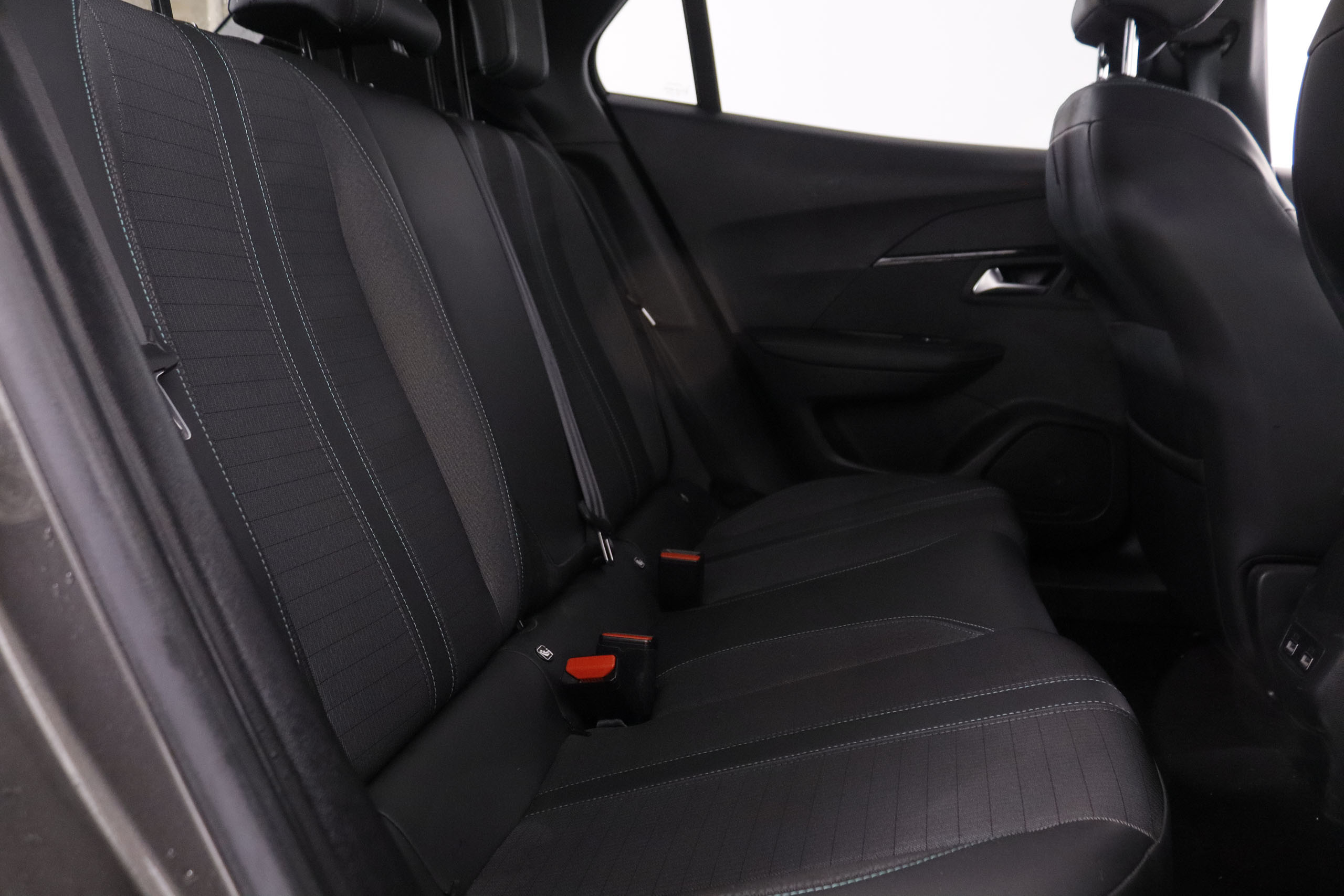 Peugeot 2008 1.2 ALLURE PACK 130CV 5P # PARKTRONIC 1.2 ALLURE PACK 130CV 5P # PARKTRONIC foto 26