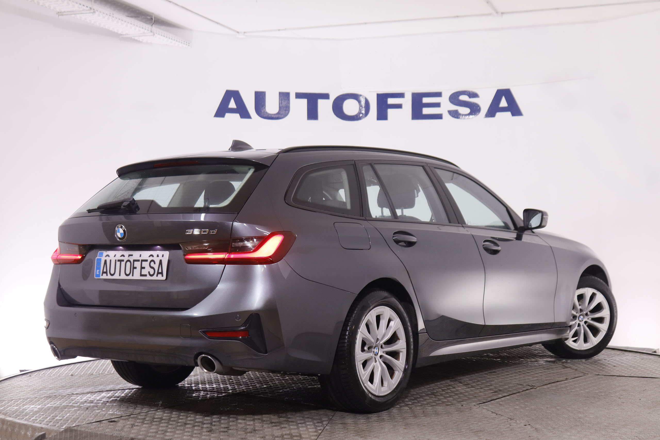 BMW 320 SERIE 3 320D TOURING AUTO 190CV 5P # IVA DEDUCIBLE, NAVY, PARKTRONIC foto 5