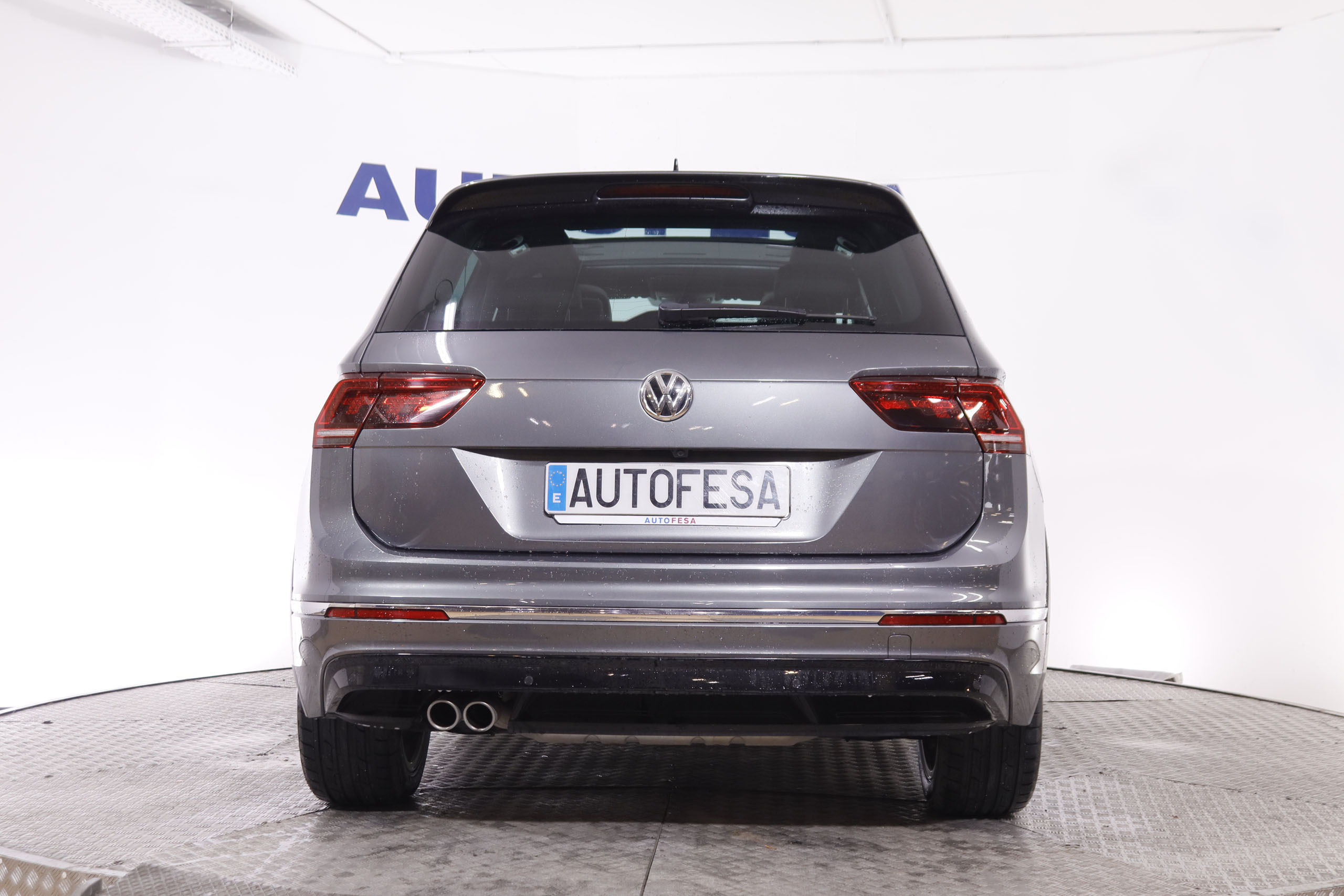 Volkswagen Tiguan TIGUAN 2.0 TSI R-LINE 4MOTION 190CV DSG 5P # , NAVY, TECHO ELECTRICO PANORAMICO, FAROS LED foto 6