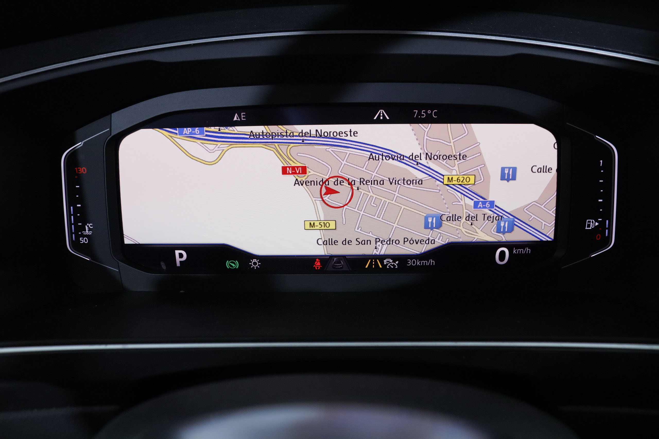 Volkswagen Tiguan TIGUAN 2.0 TSI R-LINE 4MOTION 190CV DSG 5P # , NAVY, TECHO ELECTRICO PANORAMICO, FAROS LED foto 19