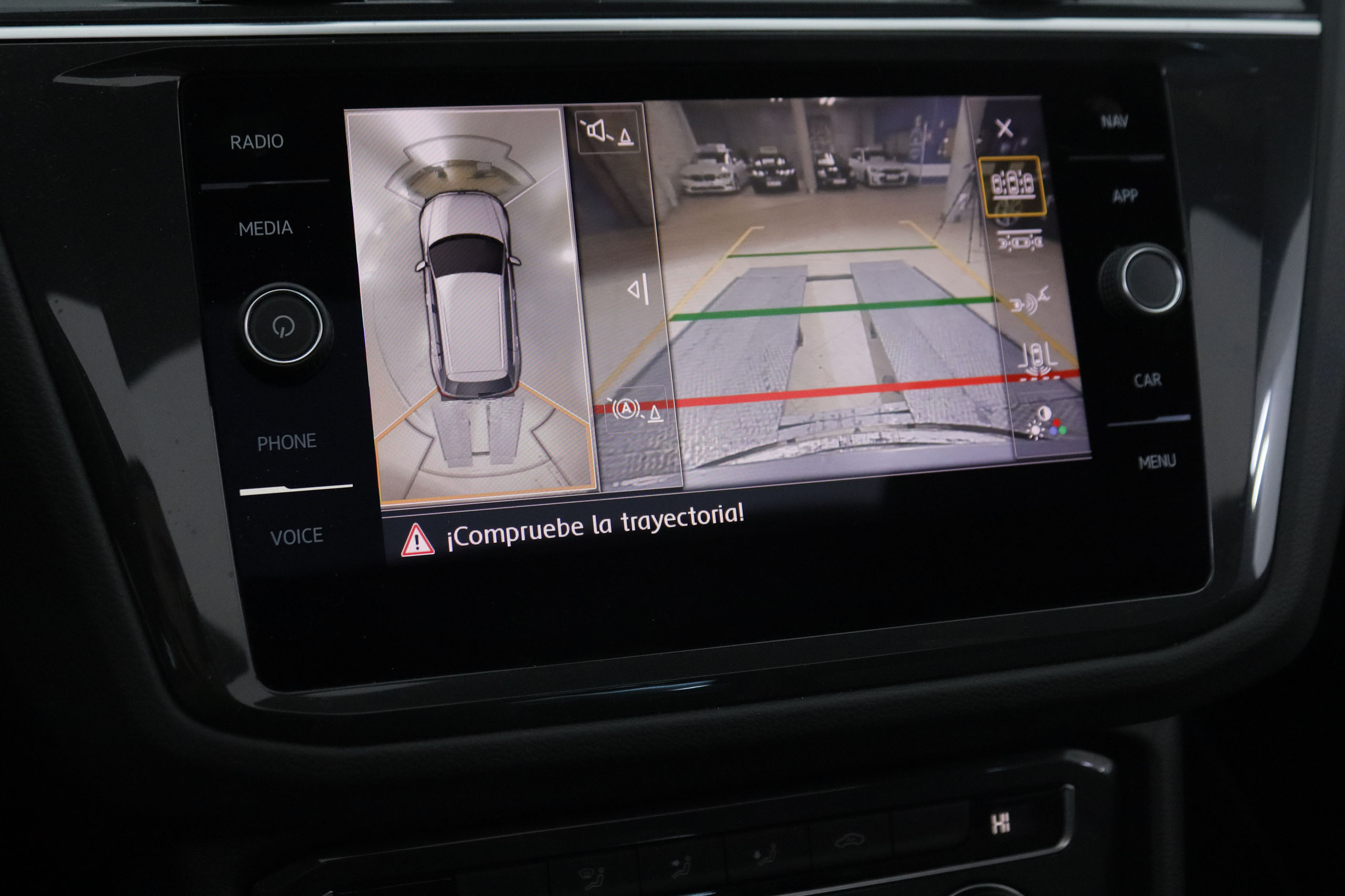 Volkswagen Tiguan TIGUAN 2.0 TSI R-LINE 4MOTION 190CV DSG 5P # , NAVY, TECHO ELECTRICO PANORAMICO, FAROS LED foto 26