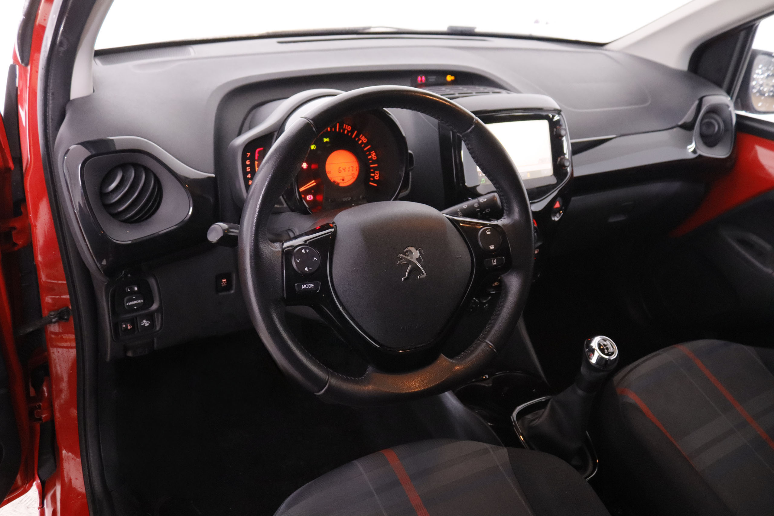 Peugeot 108 1.2 GT LINE 82CV 5P # NAVY, PARKTRONIC foto 14