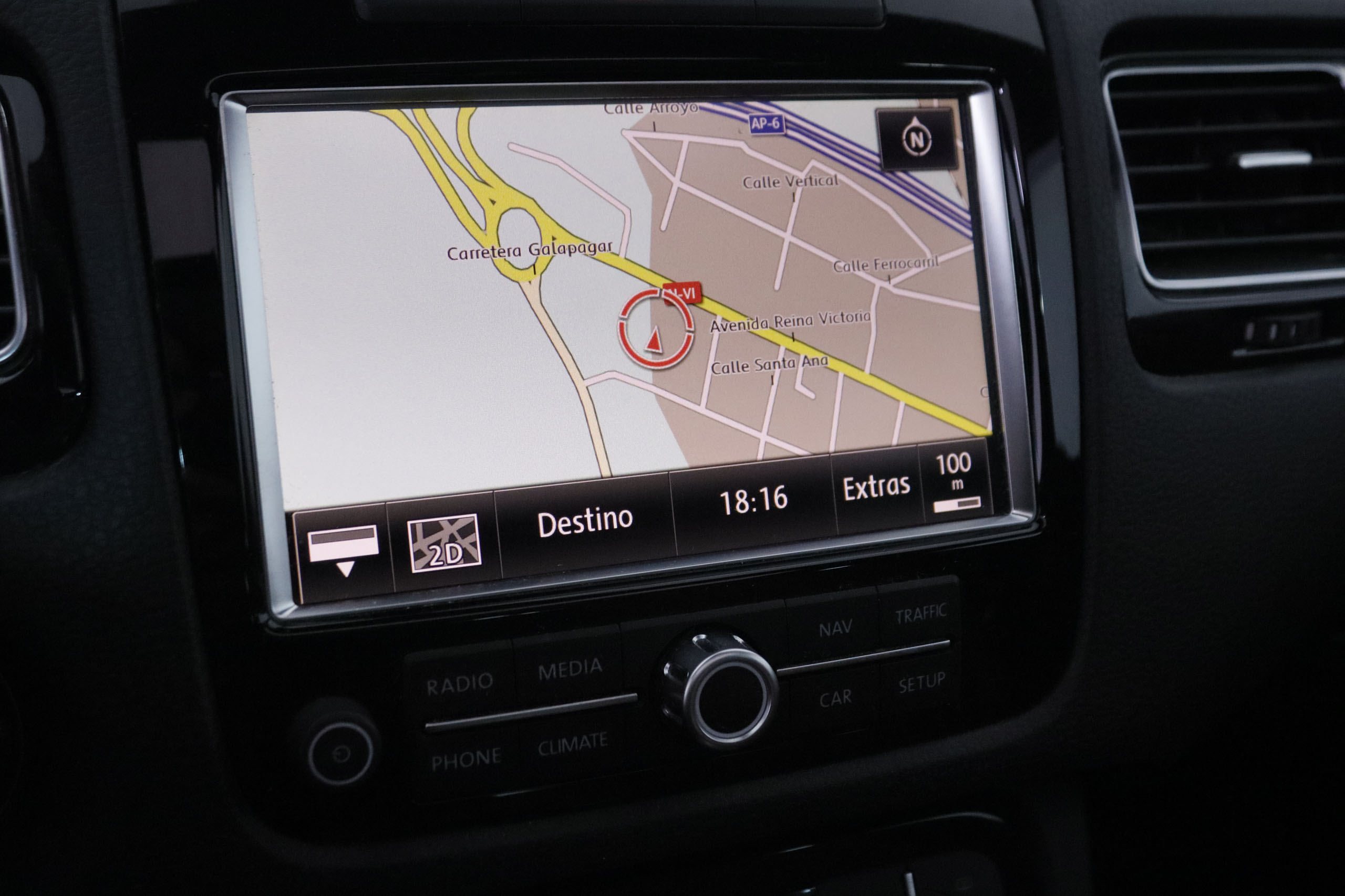 Volkswagen Touareg 3.0 TDI V6 PREMIUM AUTO 245CV 5P # CUERO, TECHO ELEC PANORAMICO, NAVY, PARKTRONIC foto 21