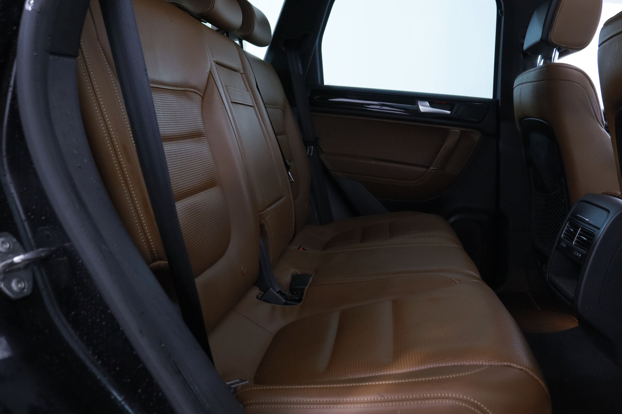 Volkswagen Touareg 3.0 TDI V6 PREMIUM AUTO 245CV 5P # CUERO, TECHO ELEC PANORAMICO, NAVY, PARKTRONIC foto 30