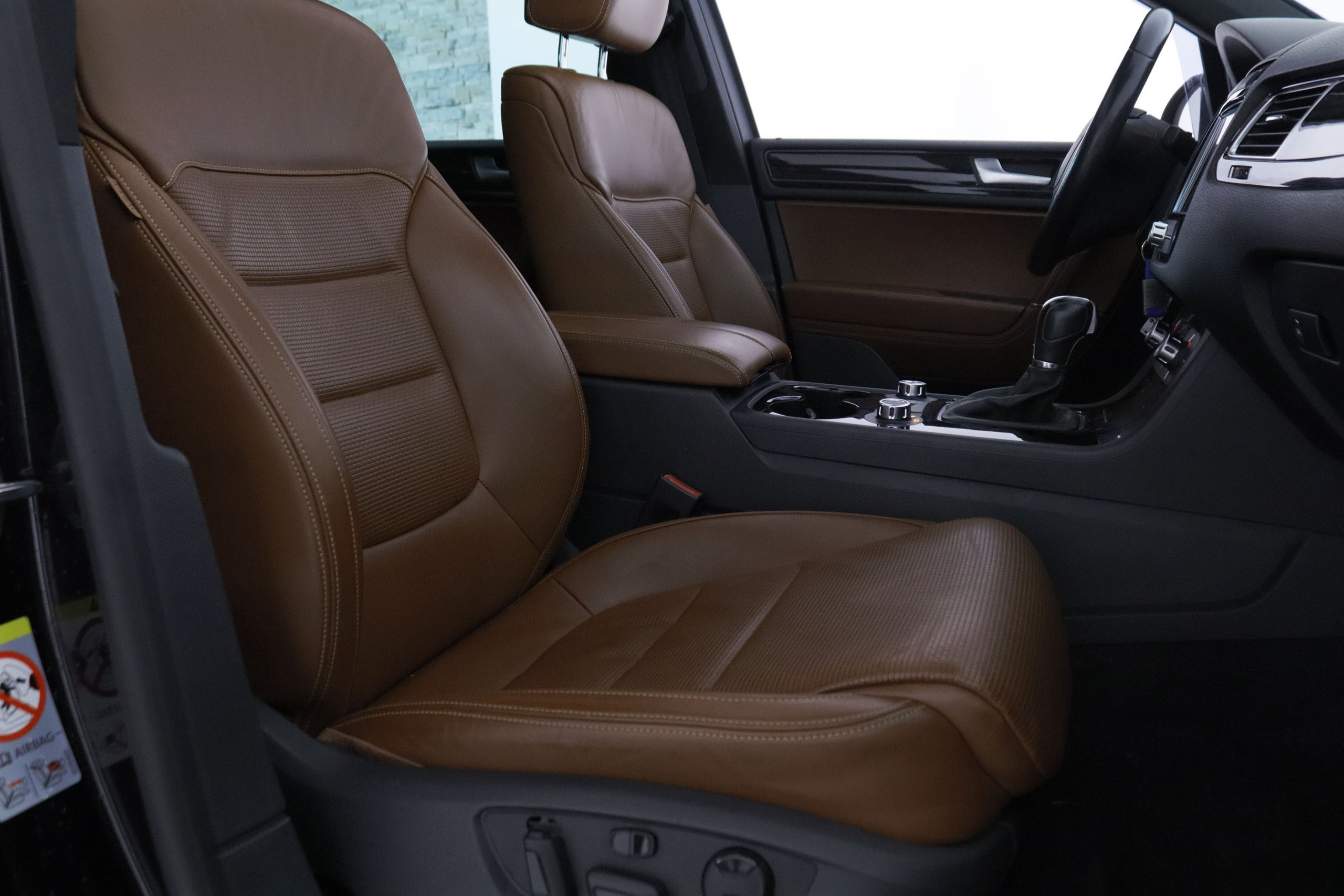 Volkswagen Touareg 3.0 TDI V6 PREMIUM AUTO 245CV 5P # CUERO, TECHO ELEC PANORAMICO, NAVY, PARKTRONIC foto 28