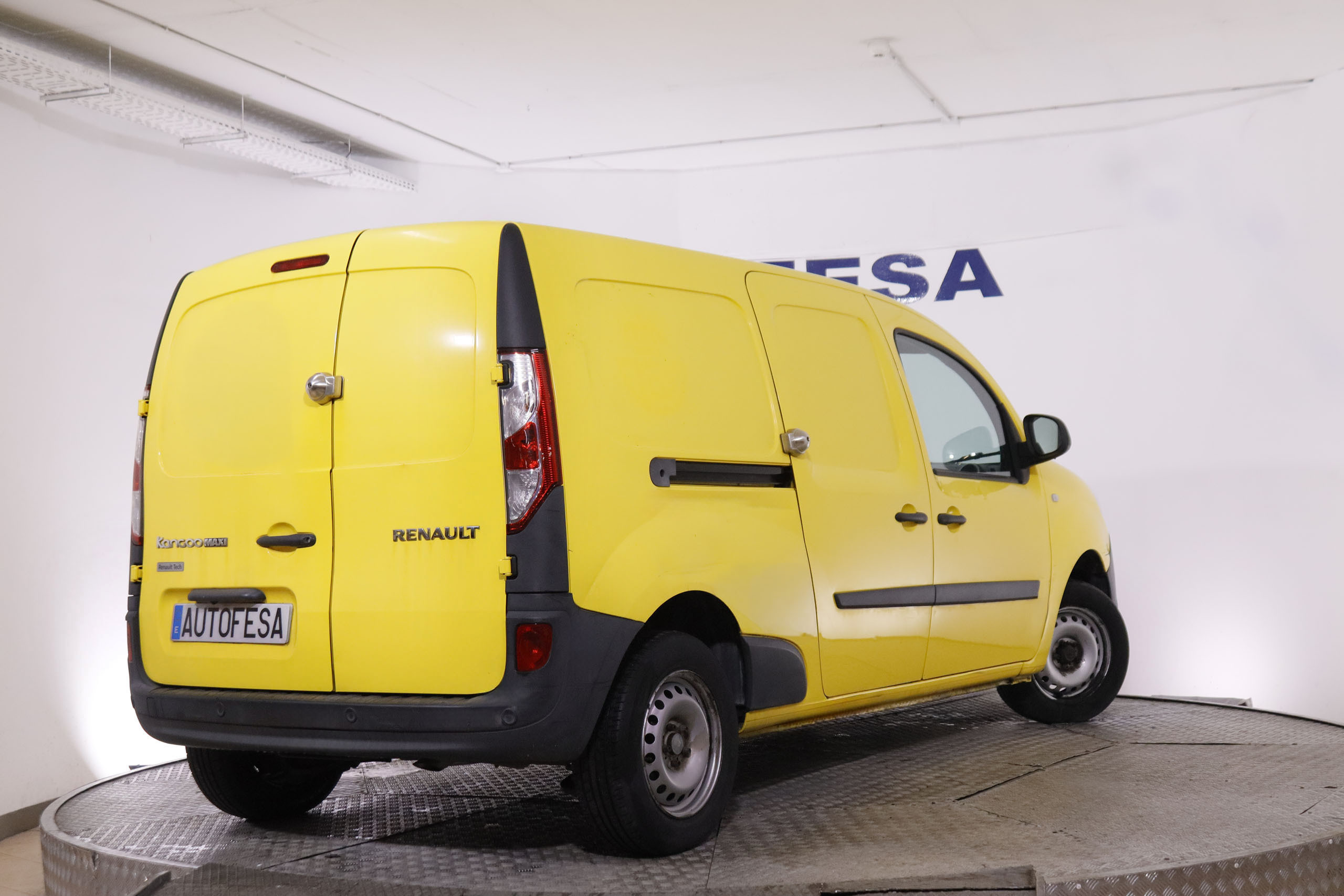 Renault Kangoo 1.5 DCI FURGON MAXI 95CV 4P # IVA DEDUCIBLE foto 7