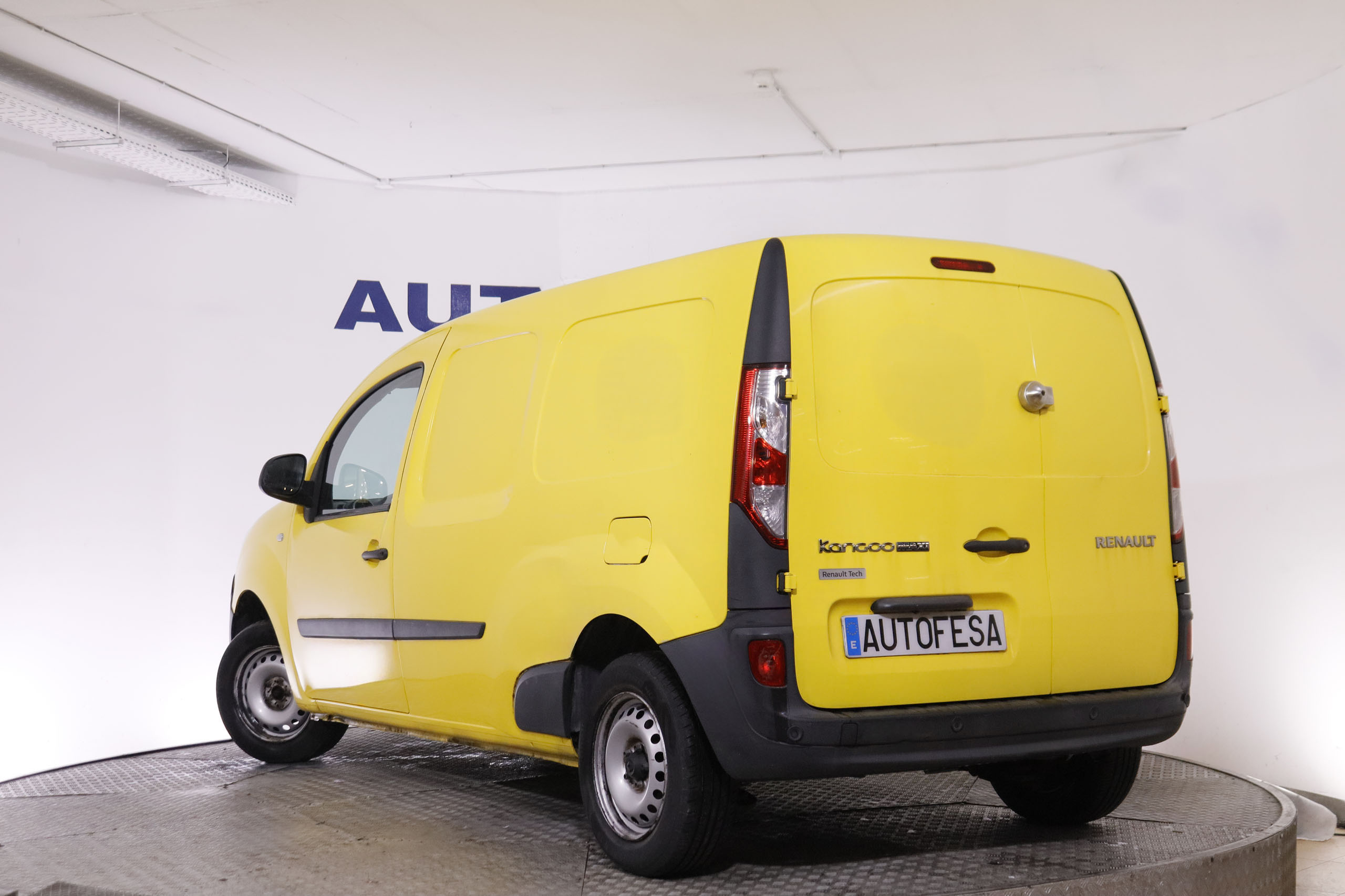 Renault Kangoo 1.5 DCI FURGON MAXI 95CV 4P # IVA DEDUCIBLE foto 5