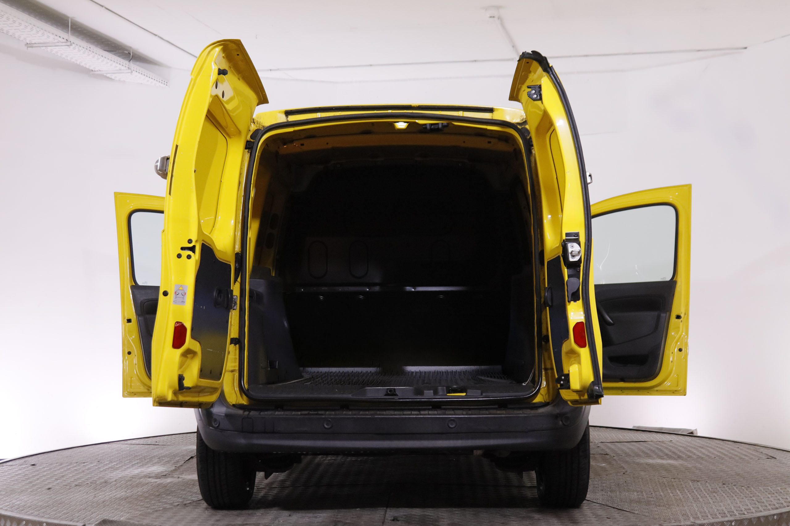 Renault Kangoo 1.5 DCI FURGON MAXI 95CV 4P # IVA DEDUCIBLE foto 11