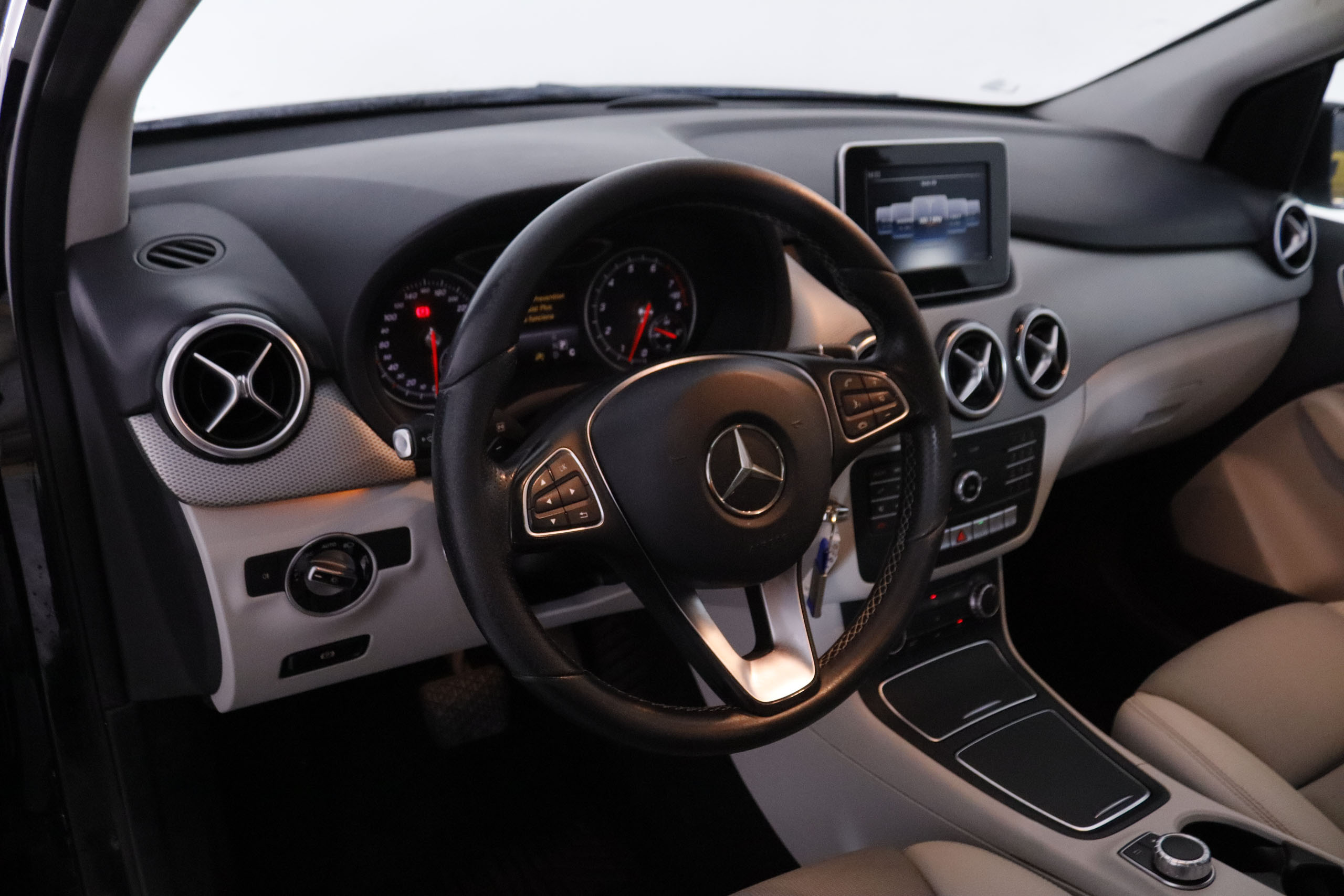 Mercedes-benz B 180 CLASE B B180D AUTO 109CV 5P # PARKTRONIC foto 14