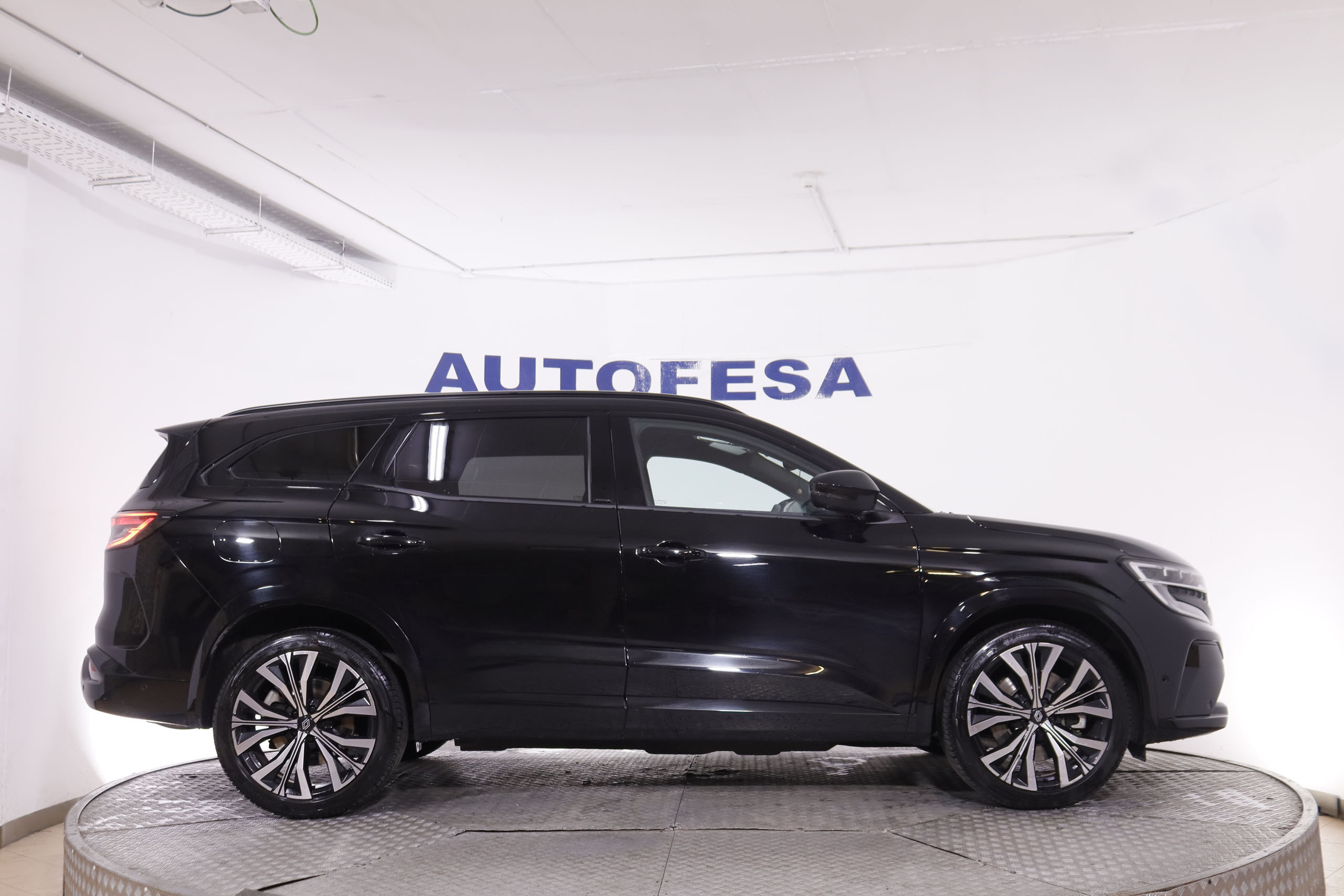 Renault Espace 1.2 E TECH ICONIC HYBRID AUTO 200CV 5P # IVA DEDUCIBLE, CUERO, TECHO PANORAMICO foto 9