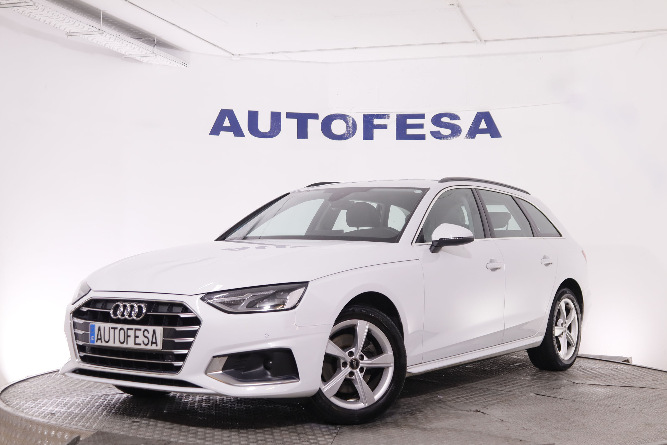Audi A4 2.0 AVANT 35TDI S TRONIC AUTO 163CV 5P # IVA DEDUCIBLE, NAVY, PARKTRONIC foto 15